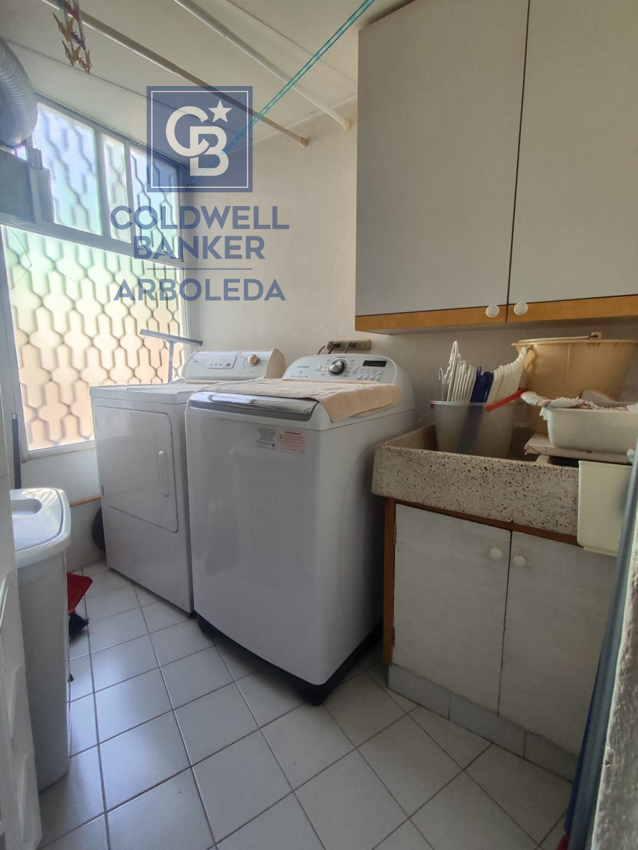 Cuautitlán Izcalli, Estado de méxico, 54767, Mexico, 3 Bedrooms Bedrooms, ,2 BathroomsBathrooms,Residential,For Sale,1826508