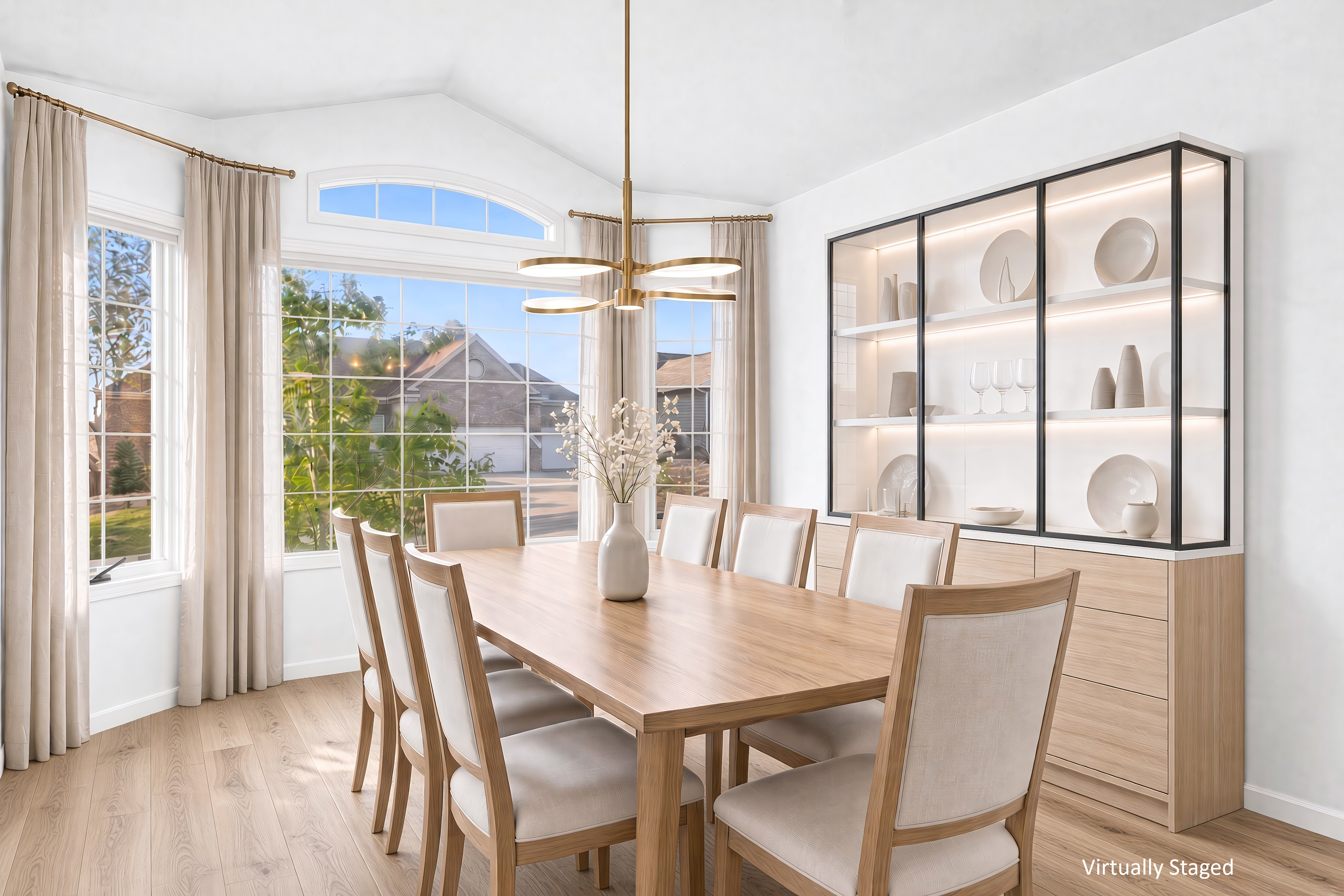  Custom-built home offers a rare combination of character, and privacy - 物件實景