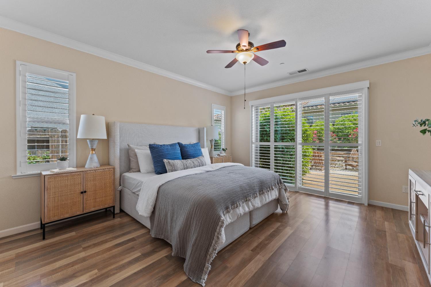 El Dorado Hills, California, 95762, United States, 3 Bedrooms Bedrooms, ,3 BathroomsBathrooms,Residential,For Sale,1932064