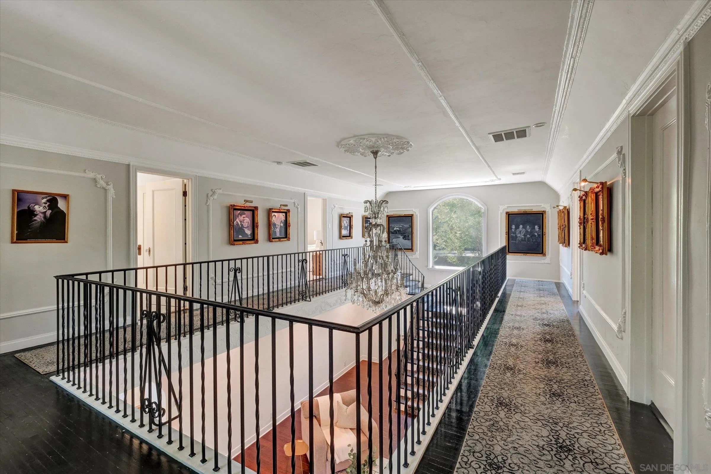 Los Angeles, California, 90027, United States, 4 Bedrooms Bedrooms, ,4 BathroomsBathrooms,Residential,For Sale,1924744