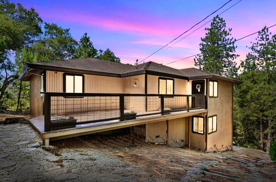 Grass Valley, California, 95949, United States, 4 Bedrooms Bedrooms, ,3 BathroomsBathrooms,Residential,For Sale,1976172