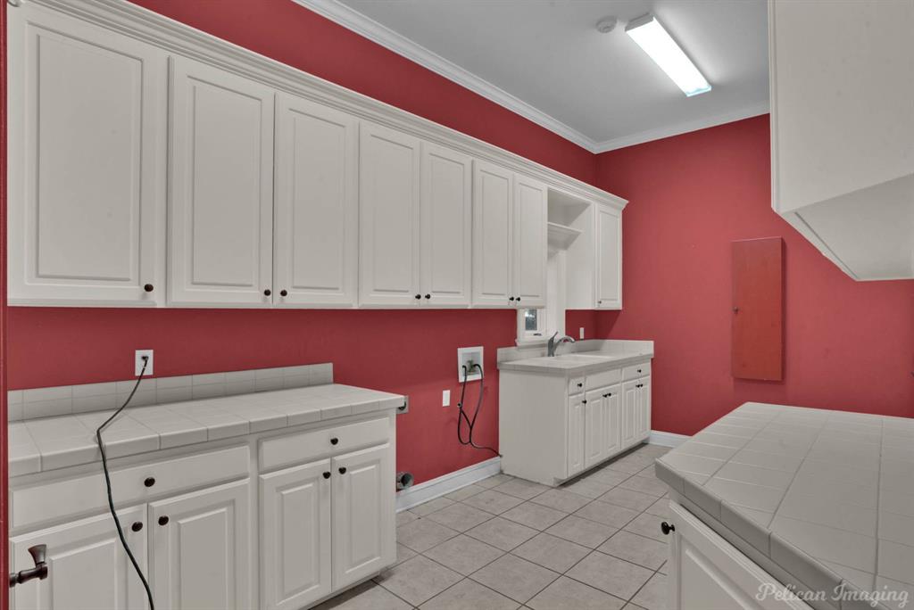 Bossier City, Louisiana, 71111, United States, 4 Bedrooms Bedrooms, ,4 BathroomsBathrooms,Residential,For Sale,1927439