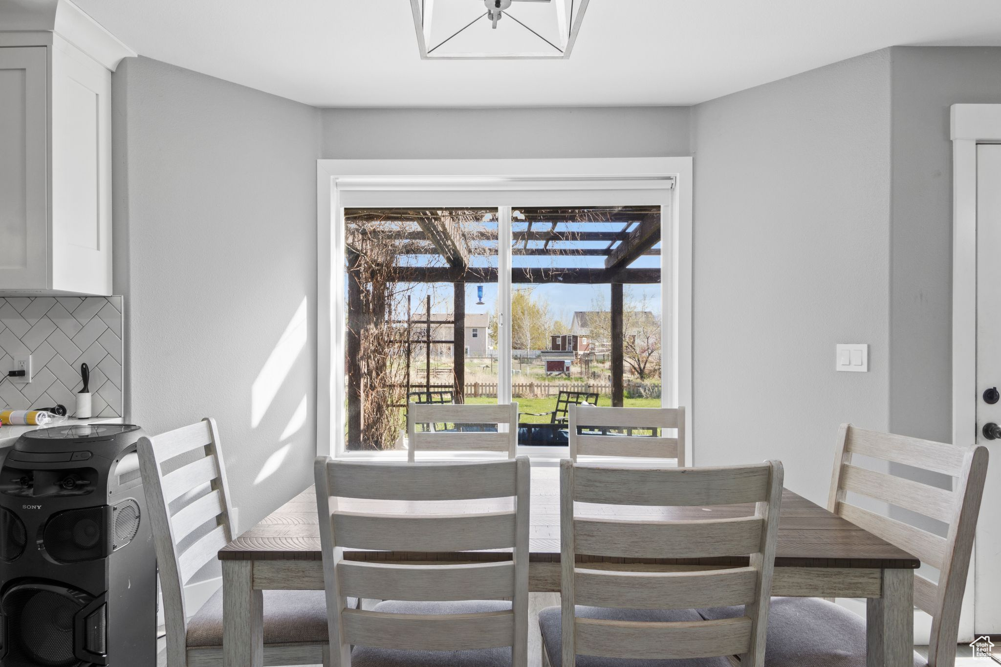 Lehi, Utah, 84043, United States, 4 Bedrooms Bedrooms, ,3 BathroomsBathrooms,Residential,For Sale,1795135