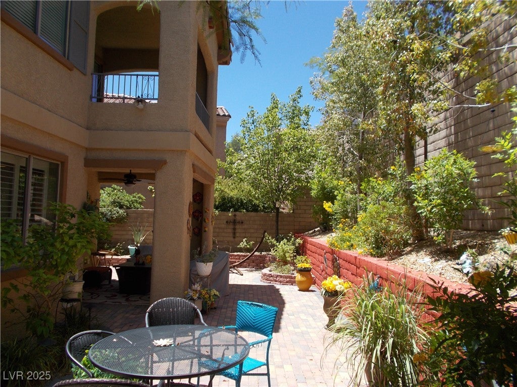 Las Vegas, Nevada, 89138, United States, 3 Bedrooms Bedrooms, ,3 BathroomsBathrooms,Residential,For Sale,2006390