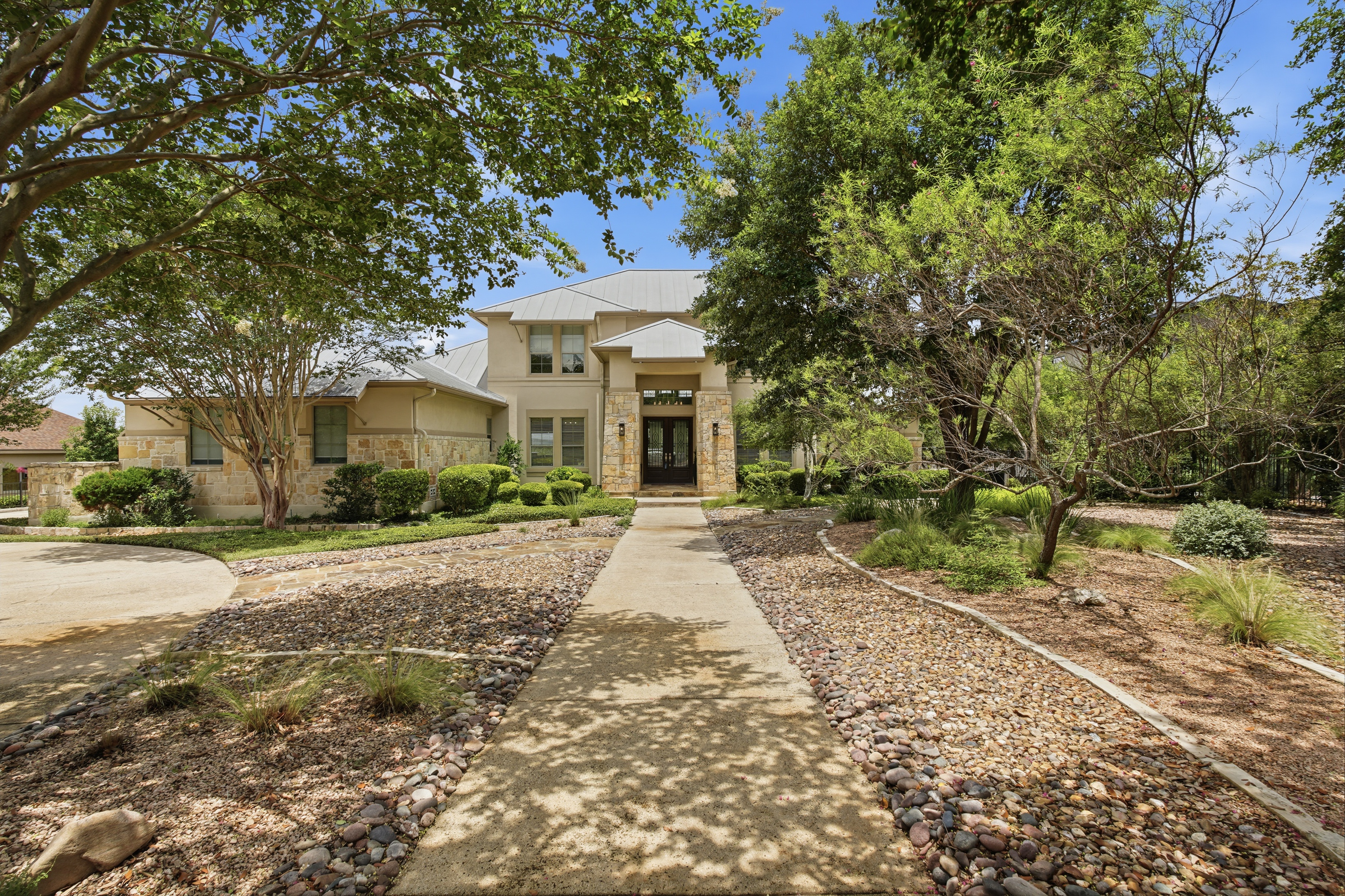  Iron Horse Canyon Estate with Resort-Style Backyard - 物件實景