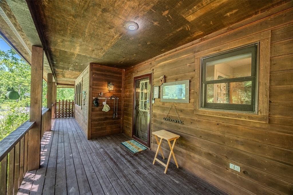 Urbana, Missouri, 65767, United States, 5 Bedrooms Bedrooms, ,4 BathroomsBathrooms,Residential,For Sale,1851017