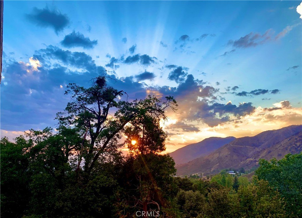 Oak Glen, California, 92399, United States, 2 Bedrooms Bedrooms, ,2 BathroomsBathrooms,Residential,For Sale,1973930