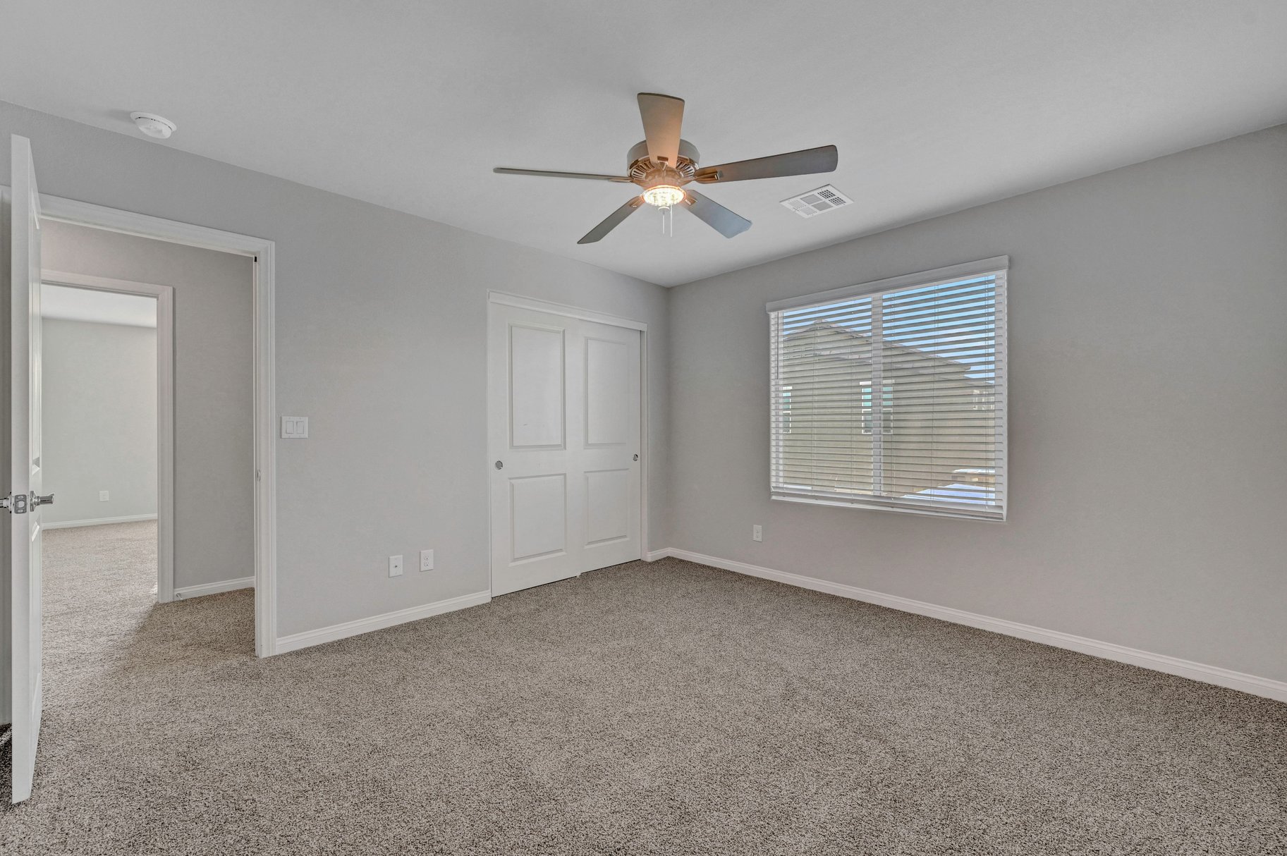  Spacious Valley Vista 5BR with Loft, 3-Car Garage & Premium Lot Size - 物件實景