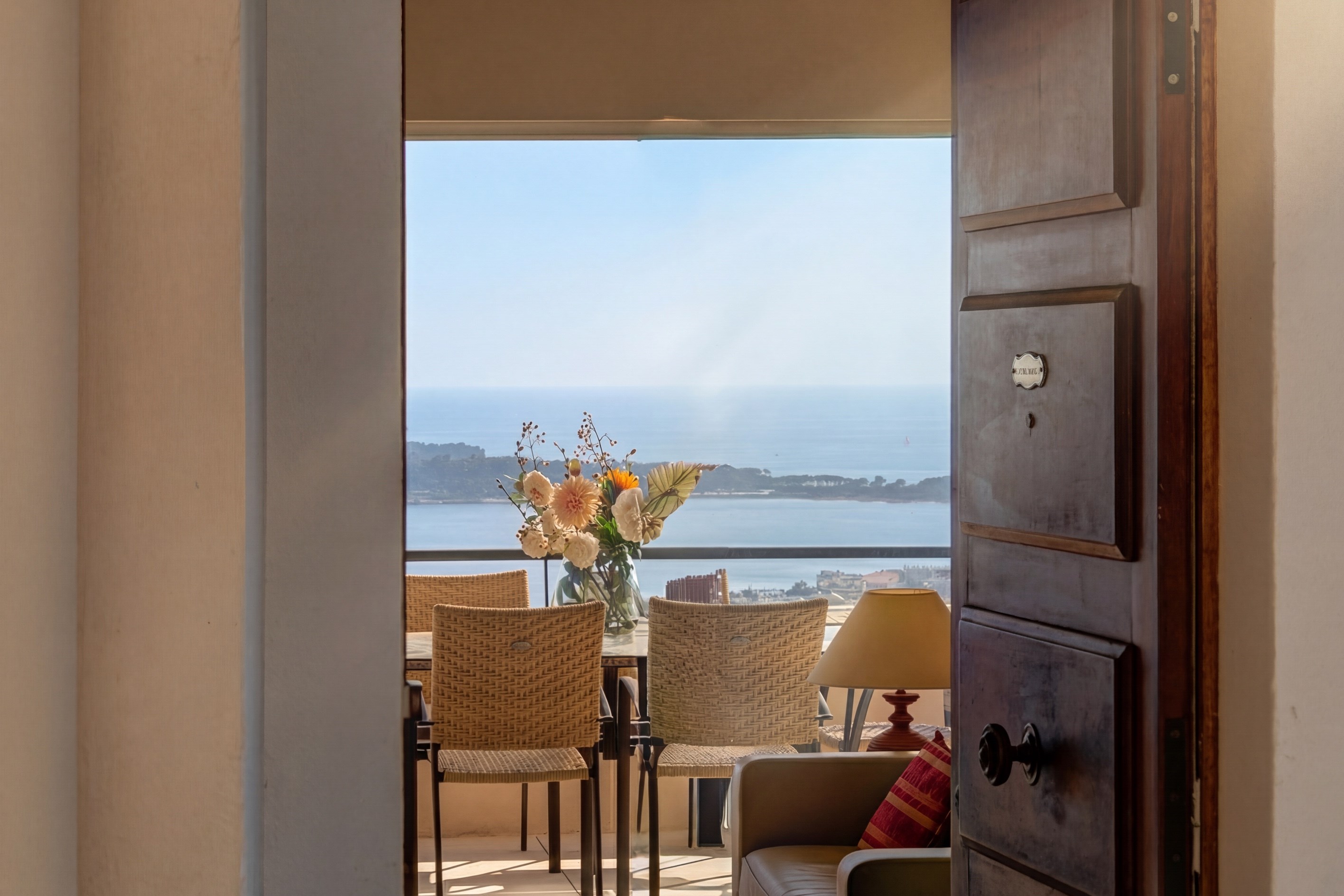  Cannes Californie one bedroom apartment terrace 21 sqm sea views renovation pot… - 物件實景