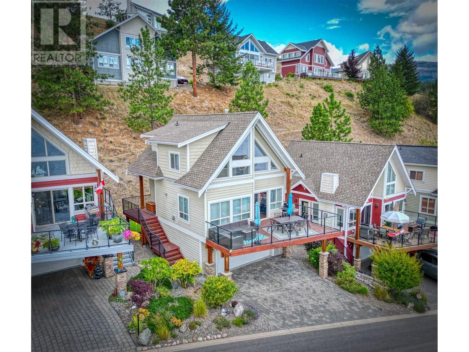KELOWNA, British Columbia, V1Z 3R8, CA, 3 Bedrooms Bedrooms, ,2 BathroomsBathrooms,Residential,For Sale,1892697