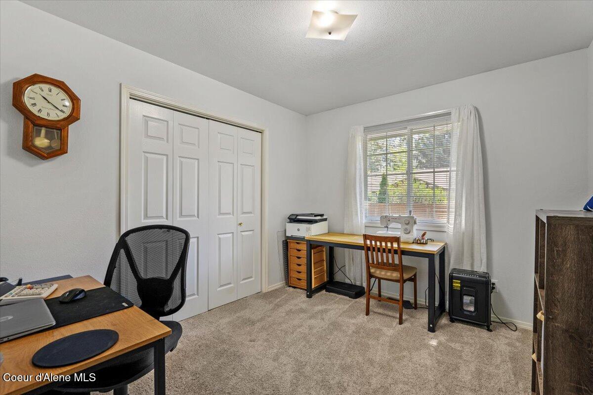 Post Falls, Idaho, 83854, United States, 3 Bedrooms Bedrooms, ,Residential,For Sale,1927381