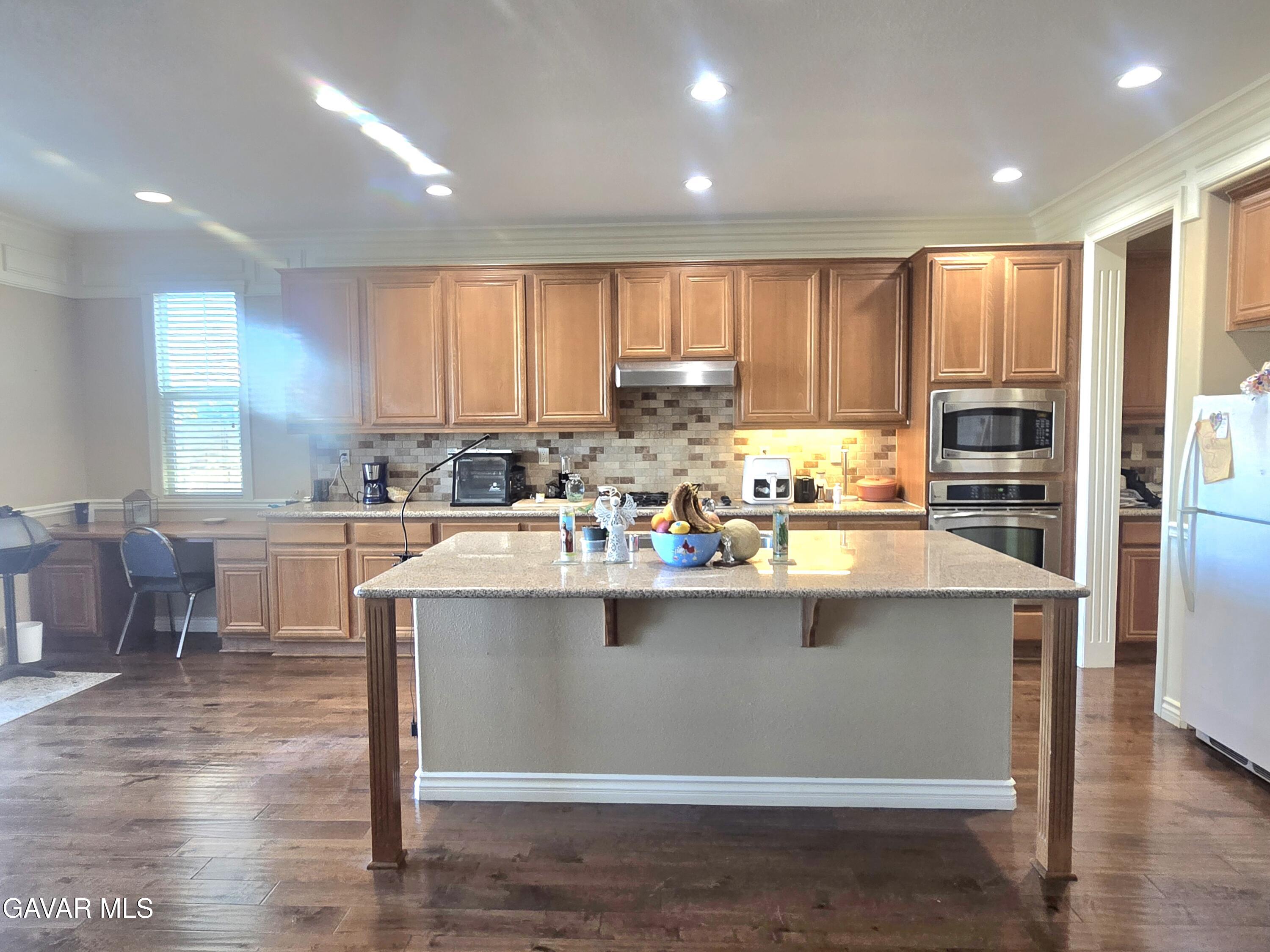 Palmdale, California, 93551, United States, 5 Bedrooms Bedrooms, ,4 BathroomsBathrooms,Residential,For Sale,2002512