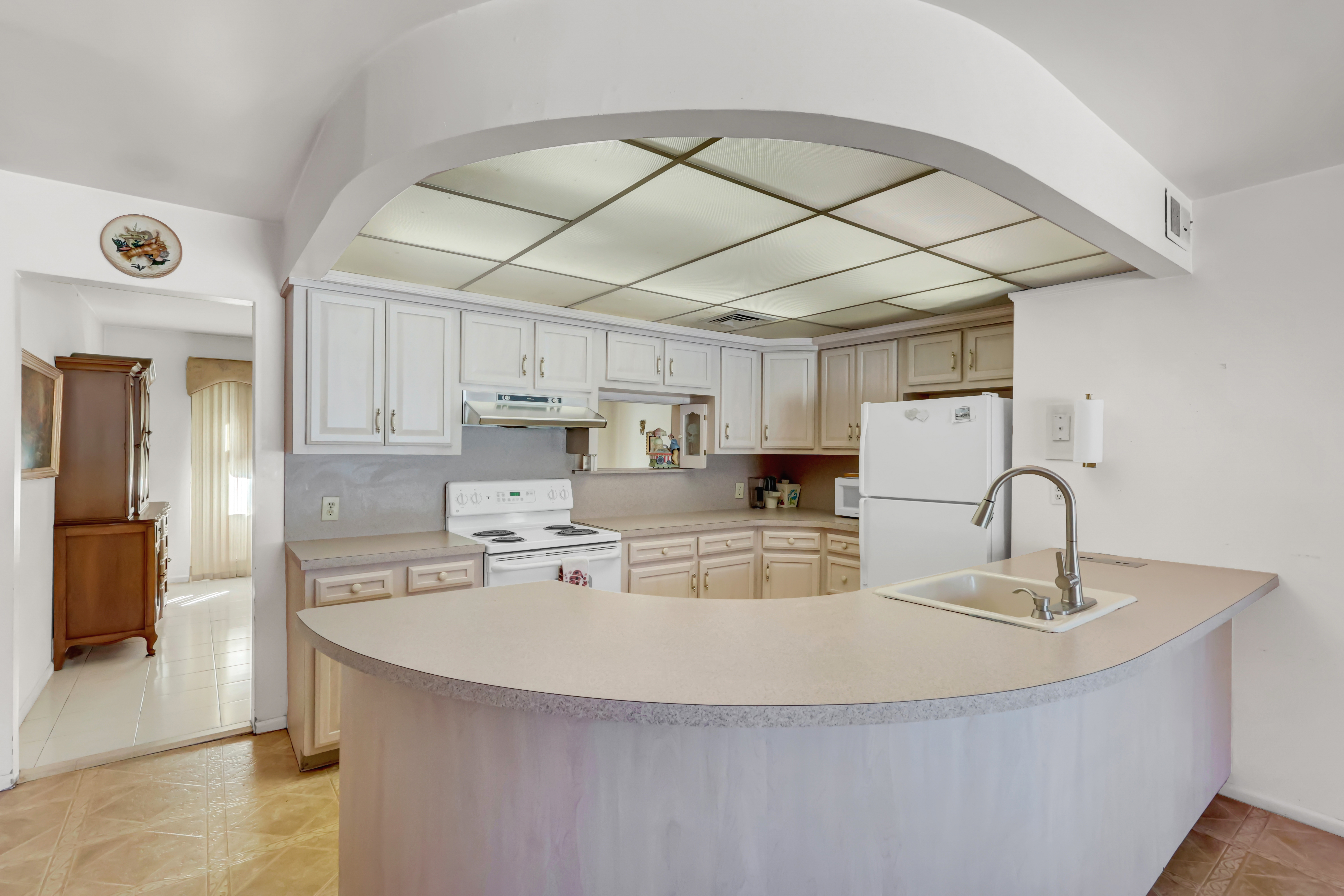 West Babylon, New York, 11704, United States, 3 Bedrooms Bedrooms, ,3 BathroomsBathrooms,Residential,For Sale,1977604