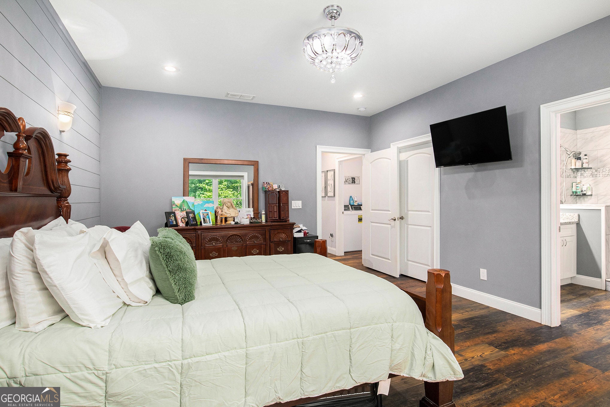 Blue Ridge, Georgia, 30513, United States, 4 Bedrooms Bedrooms, ,3 BathroomsBathrooms,Residential,For Sale,1919420