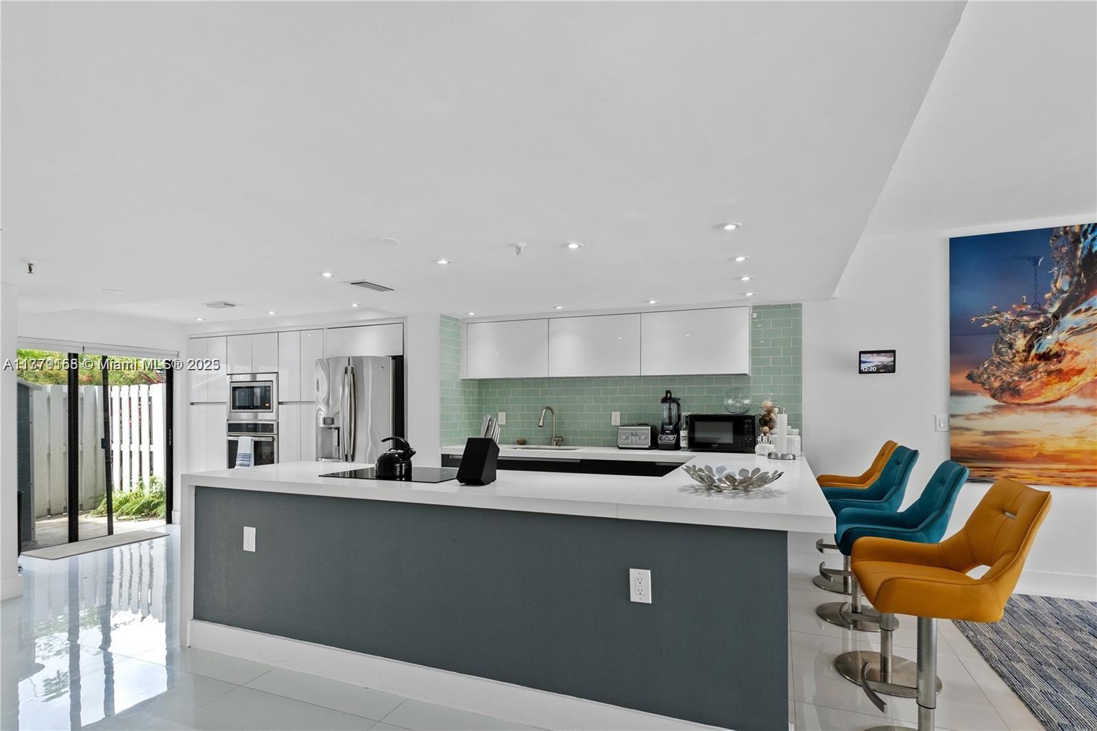 Sunny Isles Beach, Florida, 33160, United States, 3 Bedrooms Bedrooms, ,3 BathroomsBathrooms,Residential,For Sale,1762463