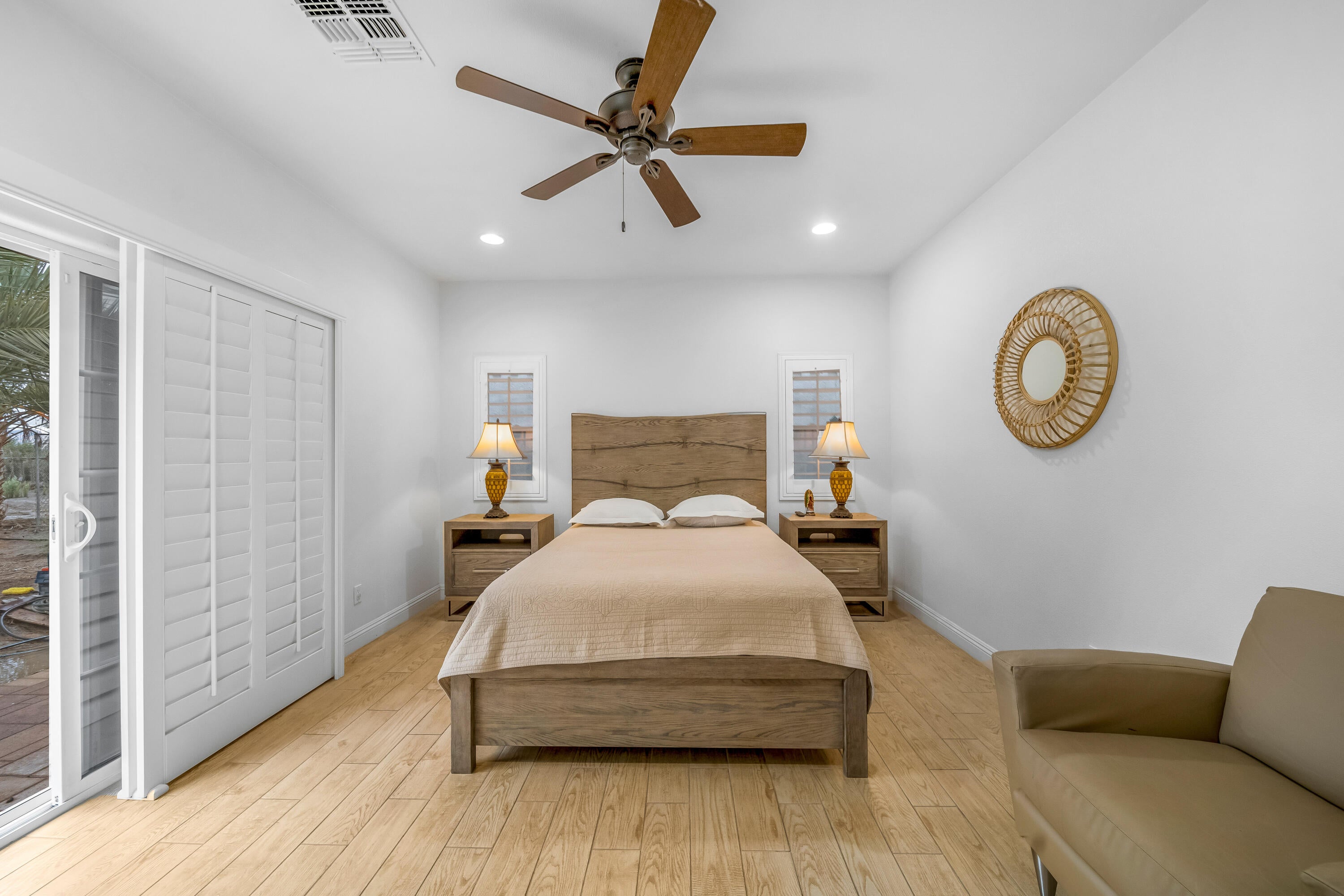 Thermal, California, 92274, United States, 3 Bedrooms Bedrooms, ,4 BathroomsBathrooms,Residential,For Sale,2006584