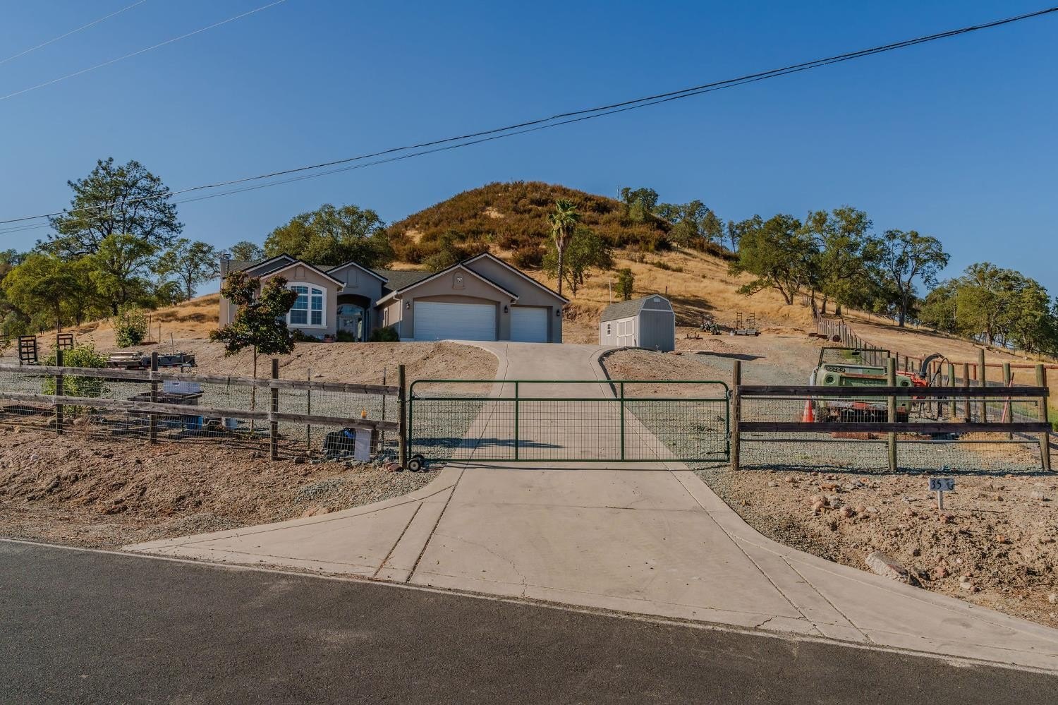 Valley Springs, California, 95252, United States, 3 Bedrooms Bedrooms, ,2 BathroomsBathrooms,Residential,For Sale,1943125