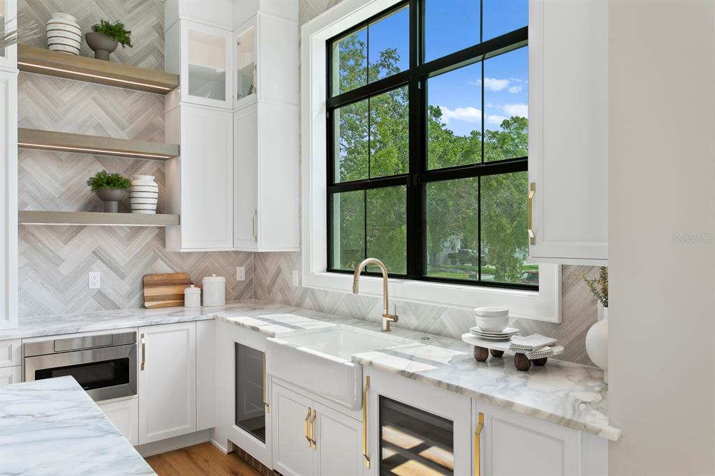 5032 W Longfellow Avenue, Tampa, Florida, 33629, United States, 5 Bedrooms Bedrooms, ,8 BathroomsBathrooms,Residential,For Sale,5032 W Longfellow Avenue,1414104