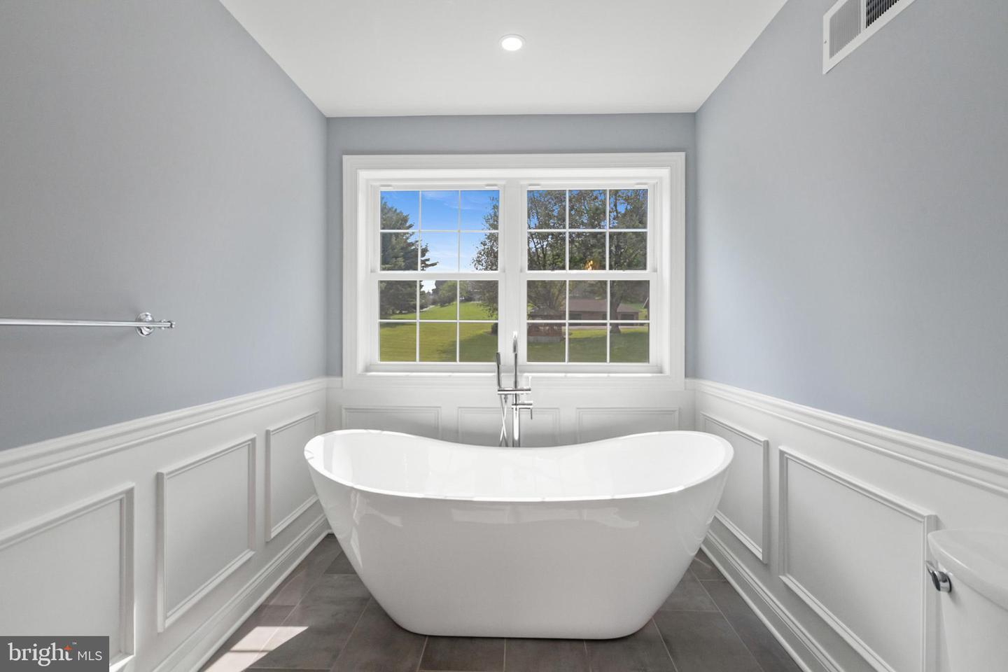 NEWARK, Delaware, 19711, United States, 4 Bedrooms Bedrooms, ,3 BathroomsBathrooms,Residential,For Sale,1905769