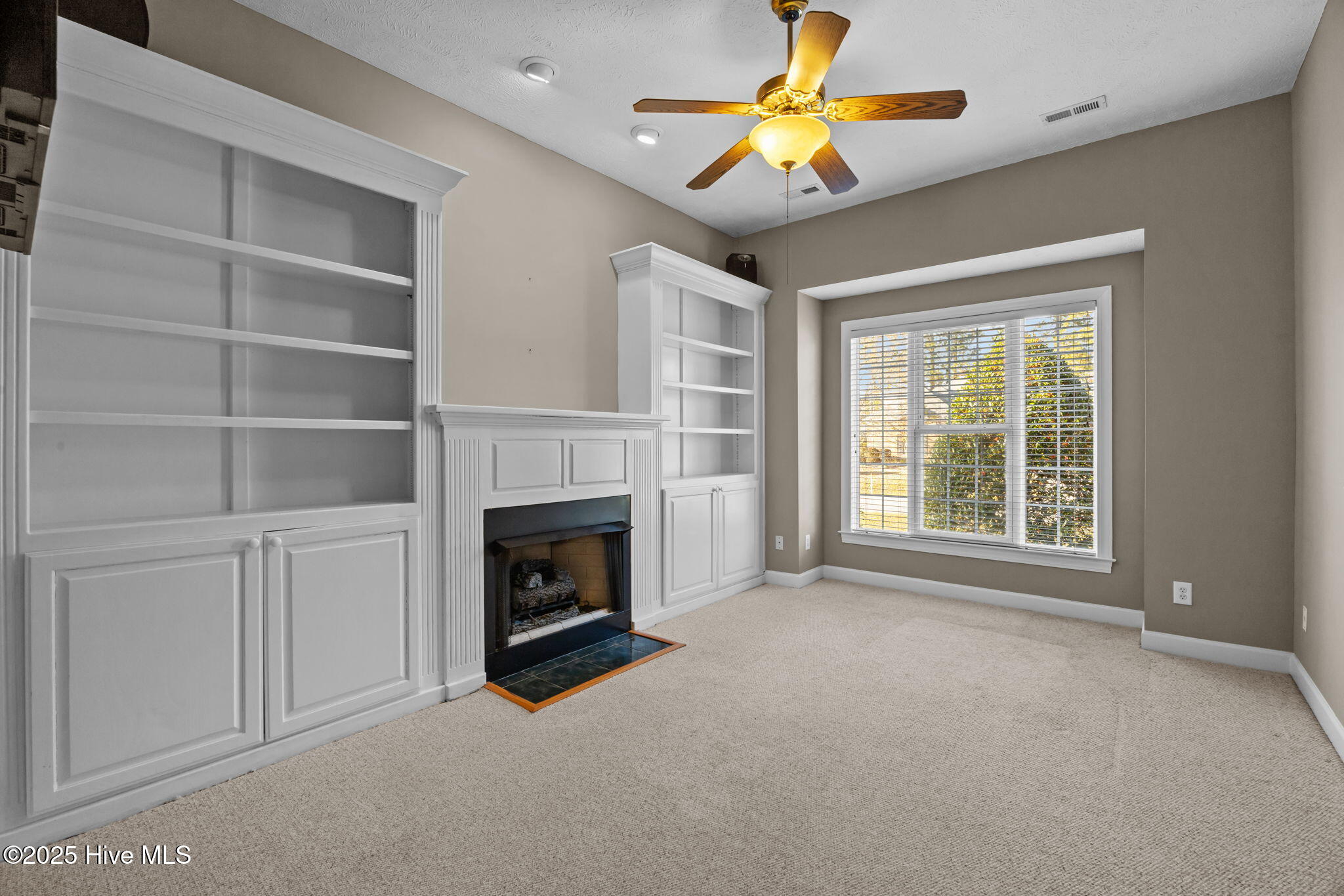 Calabash, North Carolina, 28467, United States, 3 Bedrooms Bedrooms, ,4 BathroomsBathrooms,Residential,For Sale,1998716