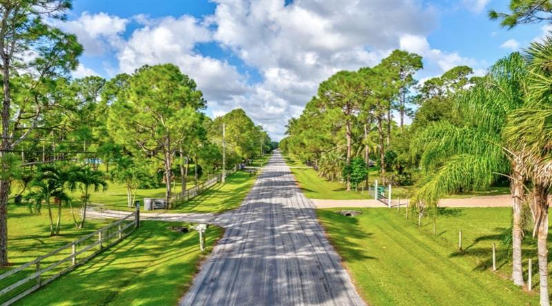 West Palm Beach, Florida, 33411, United States, 4 Bedrooms Bedrooms, ,2 BathroomsBathrooms,Residential,For Sale,1985075