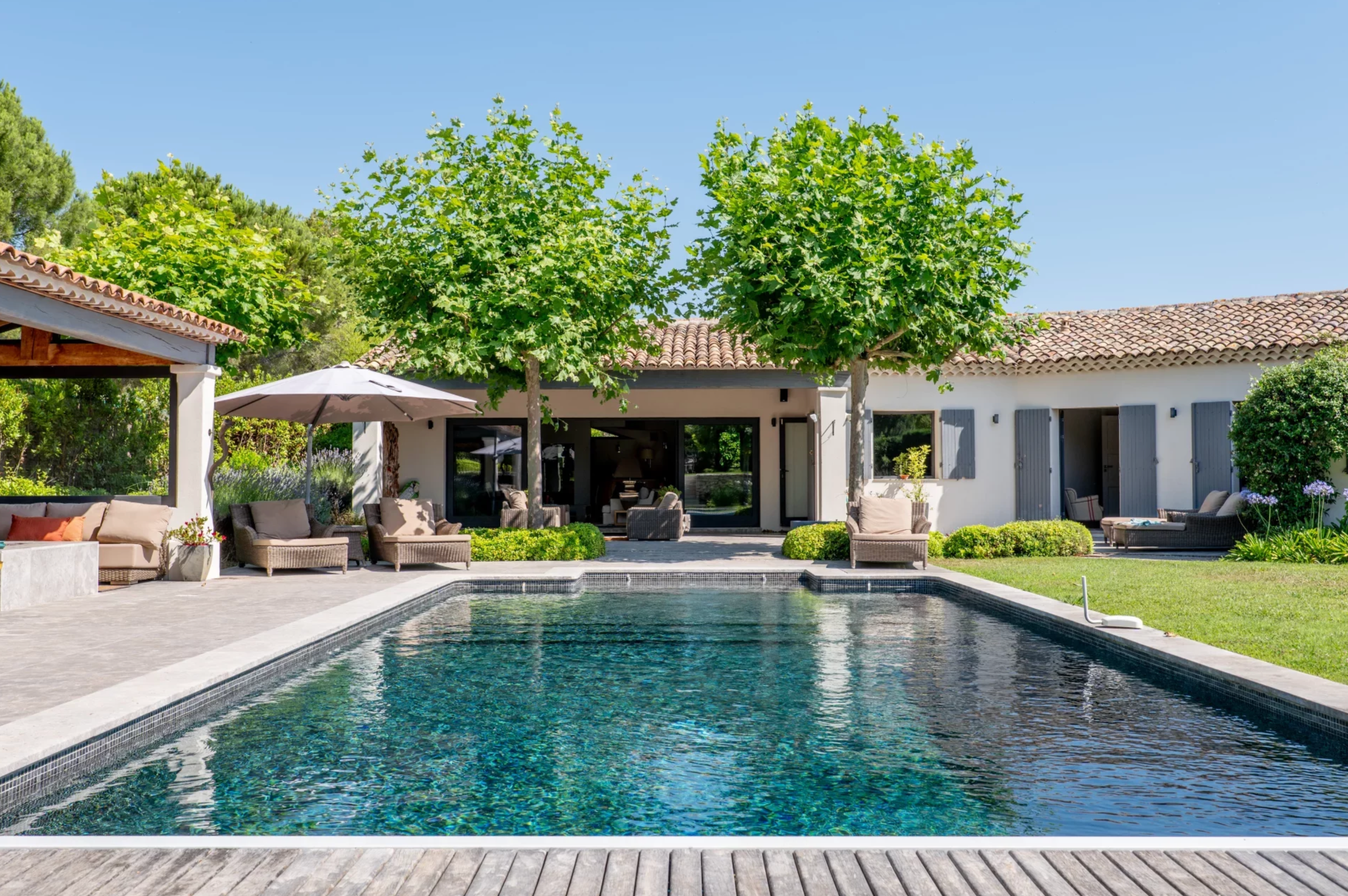  Mougins near Cannes, villa with pool, guest house and cinema room - 物件實景