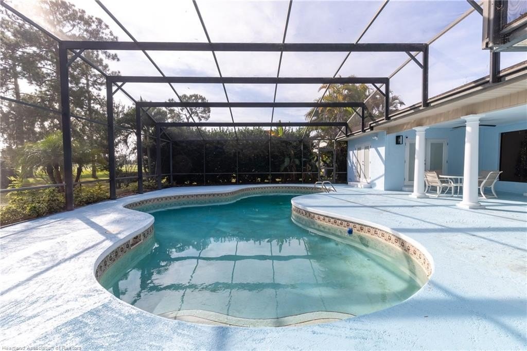 Sebring, Florida, 33872, United States, 3 Bedrooms Bedrooms, ,4 BathroomsBathrooms,Residential,For Sale,2006255