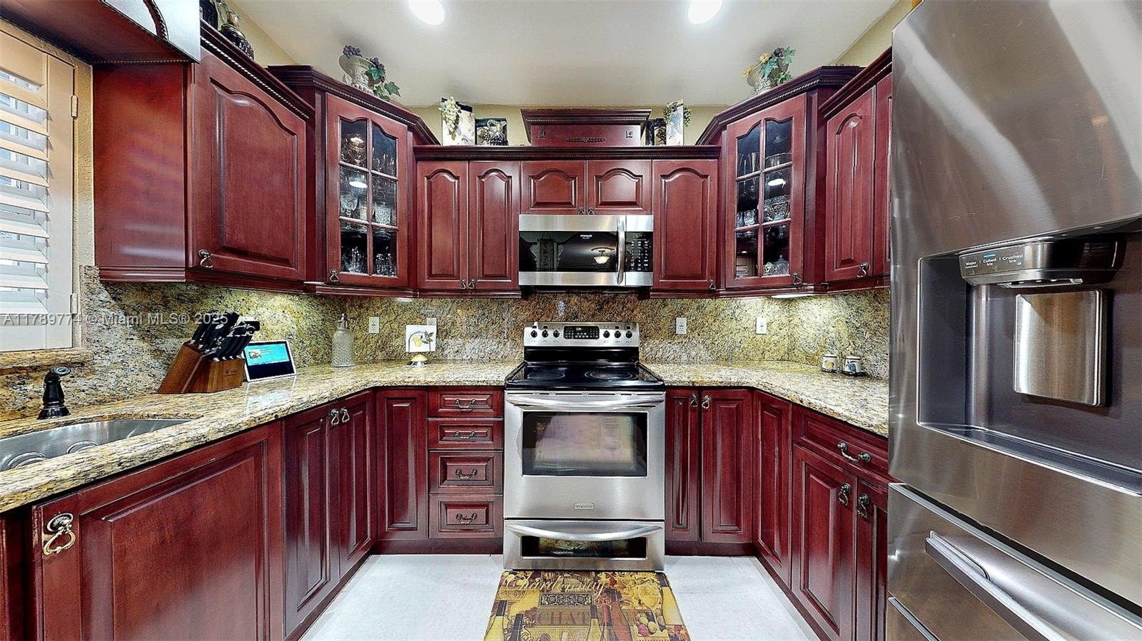 Medley, Florida, 33166, United States, 4 Bedrooms Bedrooms, ,3 BathroomsBathrooms,Residential,For Sale,1944974