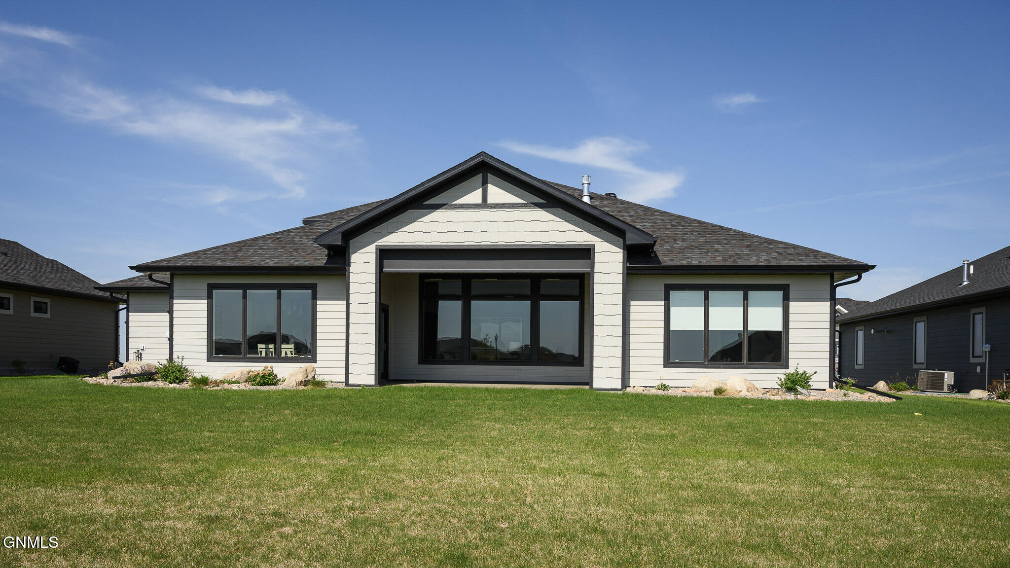 Bismarck, North Dakota, 58503, United States, 3 Bedrooms Bedrooms, ,4 BathroomsBathrooms,Residential,For Sale,2027923