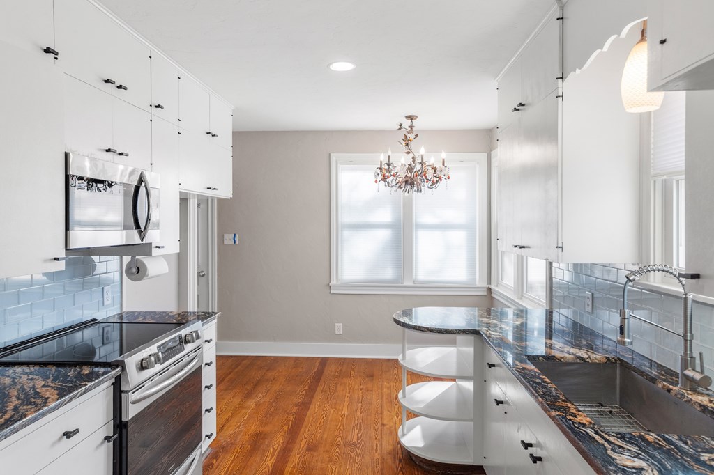 Fredericksburg, Texas, 78624, United States, 4 Bedrooms Bedrooms, ,4 BathroomsBathrooms,Residential,For Sale,1727935