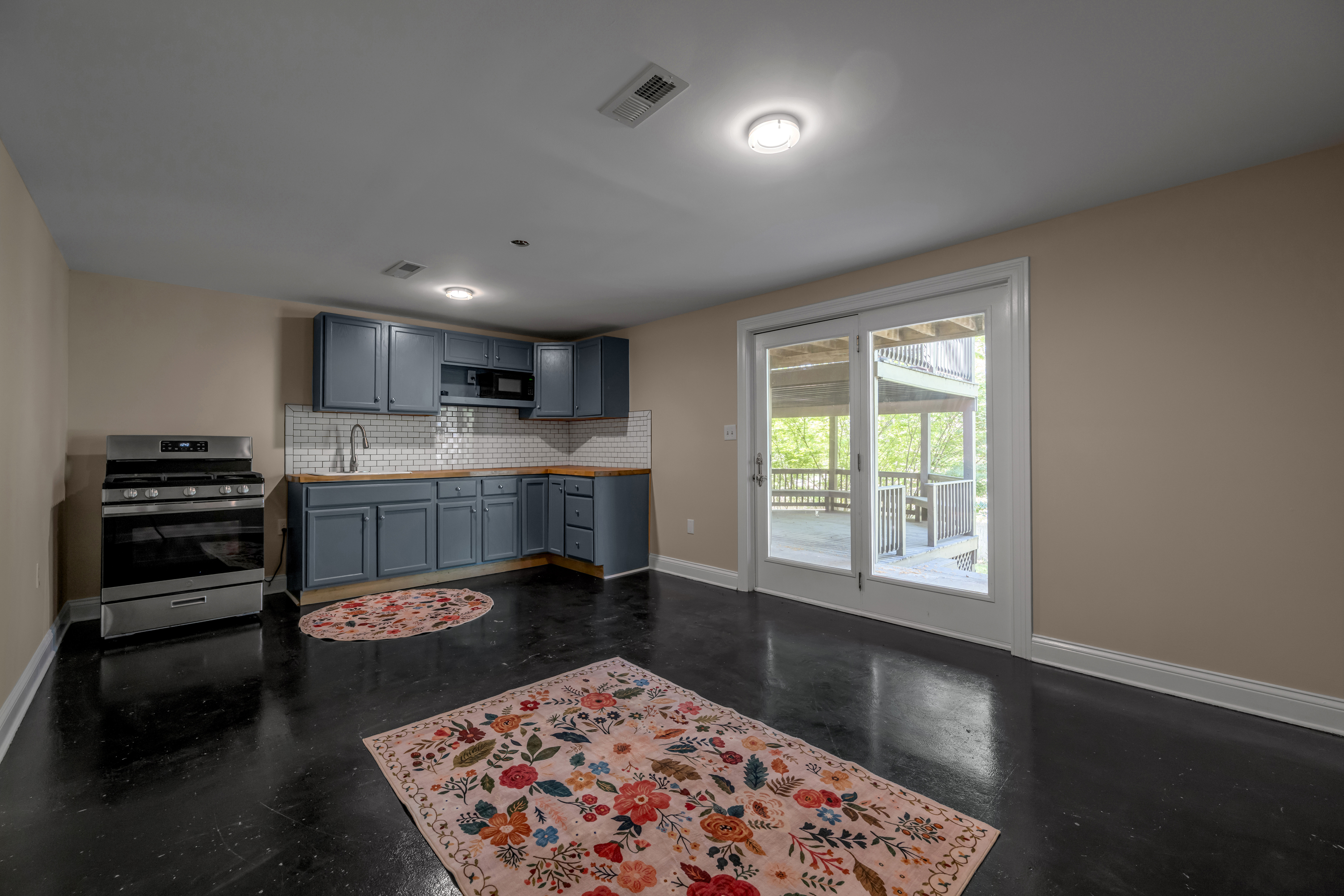  186 Hunter Drive - 物件實景