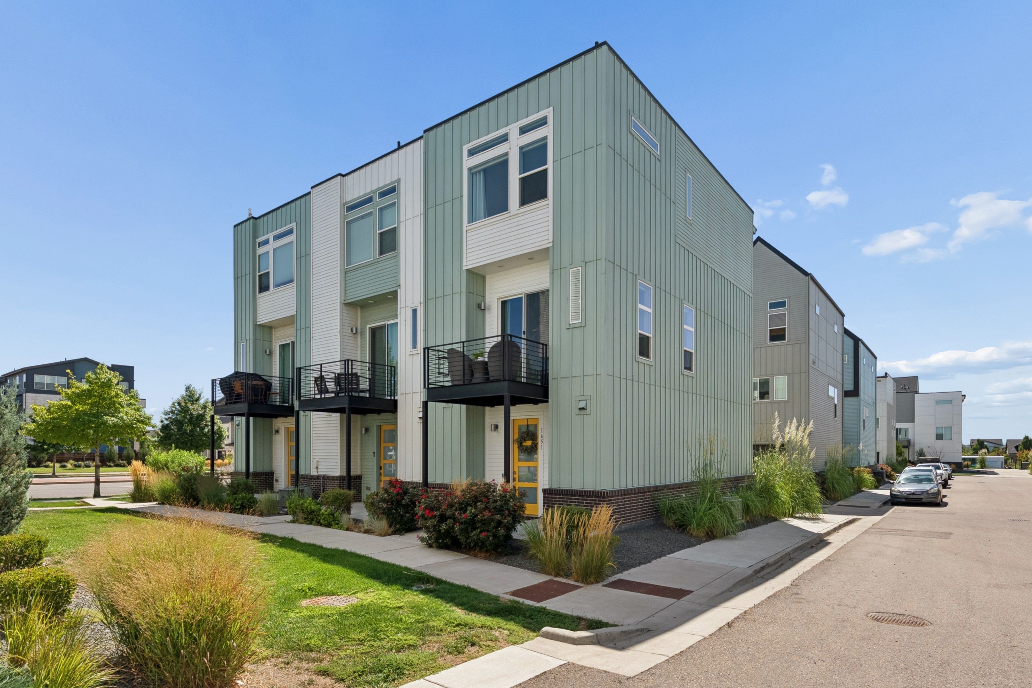  Beautiful Townhome In The Highly Desirable Midtown At Clear Creek Neighborhood - 物件實景