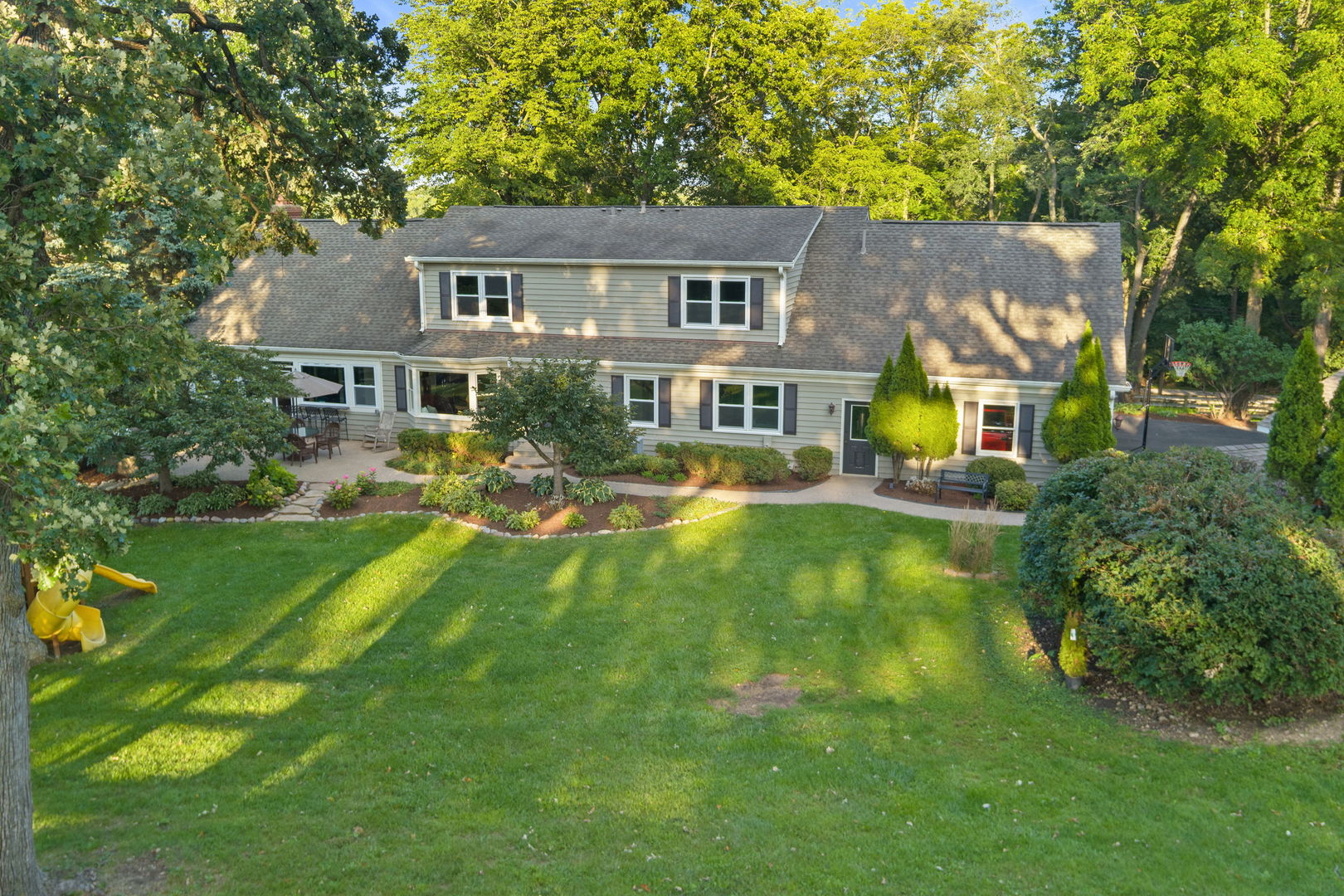 Barrington Hills, Illinois, 60010, United States, 5 Bedrooms Bedrooms, ,5 BathroomsBathrooms,Residential,For Sale,1938528