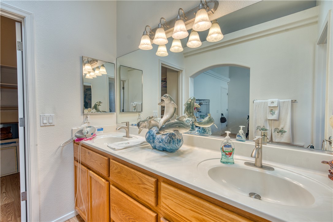 Lake Havasu, Arizona, 86403, United States, 3 Bedrooms Bedrooms, ,1 BathroomBathrooms,Residential,For Sale,1901749