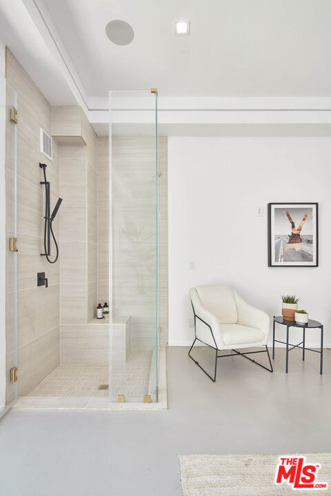 Culver City, California, 90230, United States, 4 Bedrooms Bedrooms, ,7 BathroomsBathrooms,Residential,For Sale,1804248