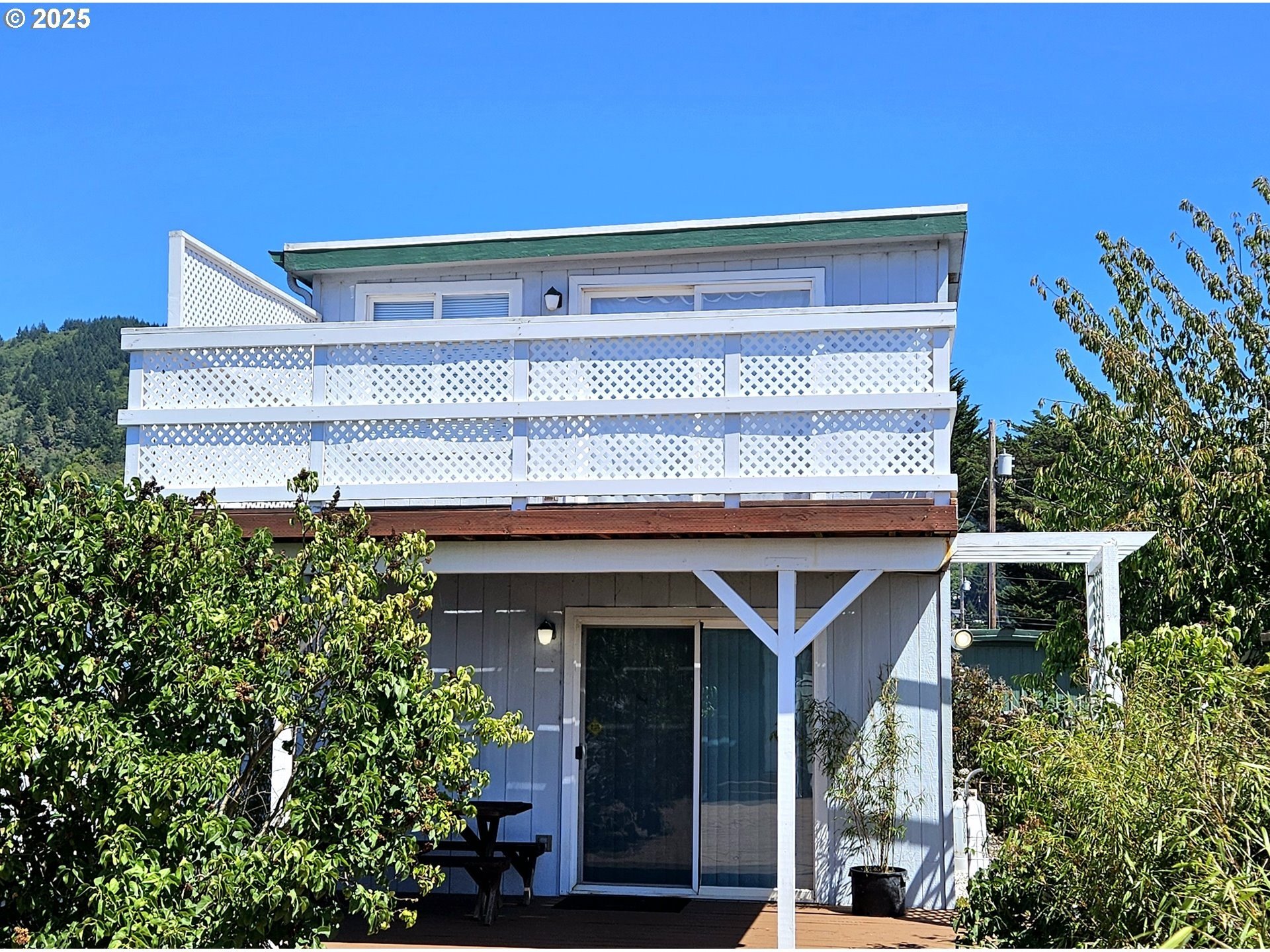 Brookings, Oregon, 97415, United States, 2 Bedrooms Bedrooms, ,2 BathroomsBathrooms,Residential,For Sale,1943176