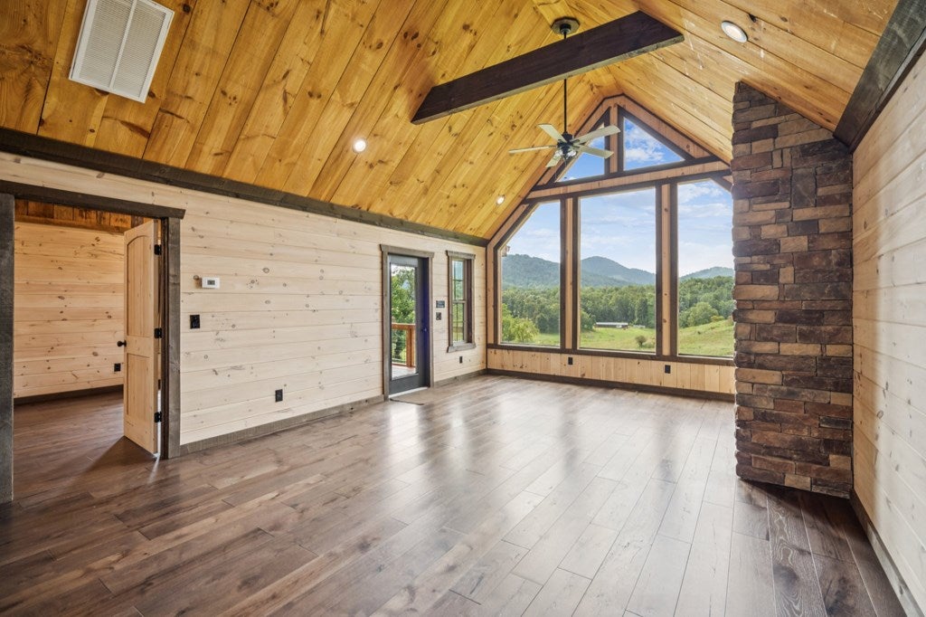 Morganton, Georgia, 30560, United States, 4 Bedrooms Bedrooms, ,3 BathroomsBathrooms,Residential,For Sale,1929478