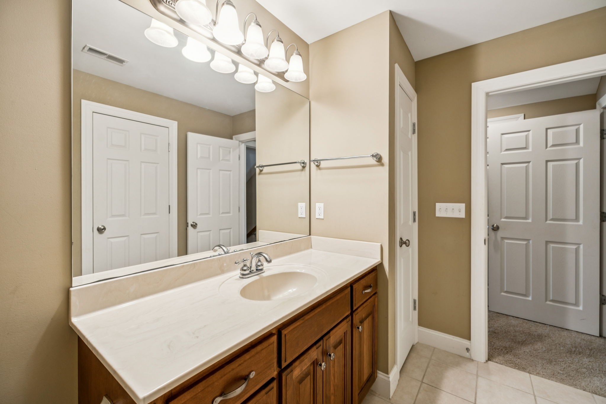 Manchester, Tennessee, 37355, United States, 4 Bedrooms Bedrooms, ,4 BathroomsBathrooms,Residential,For Sale,1937167
