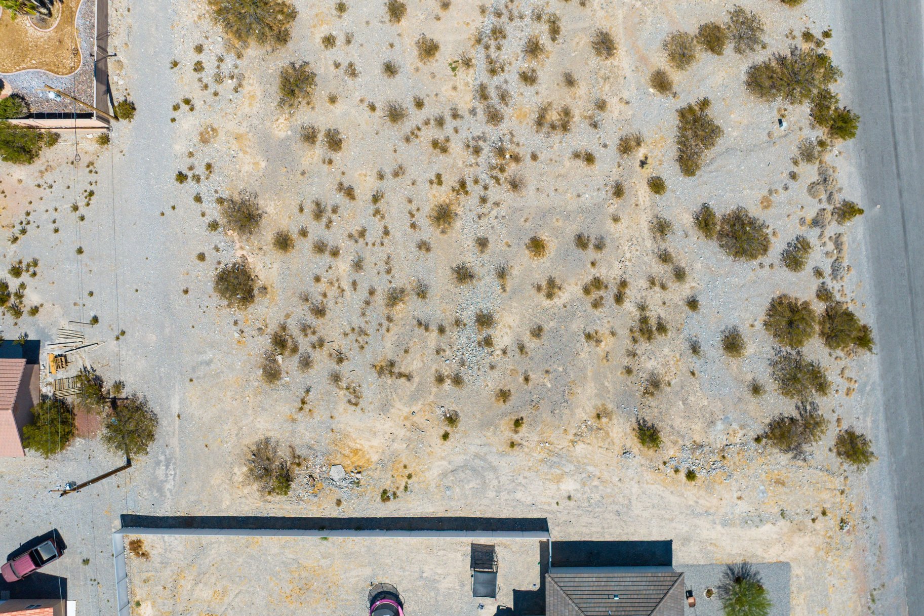  Expansive and Rare Oversized 0.58-Acre Parcel - 物件實景