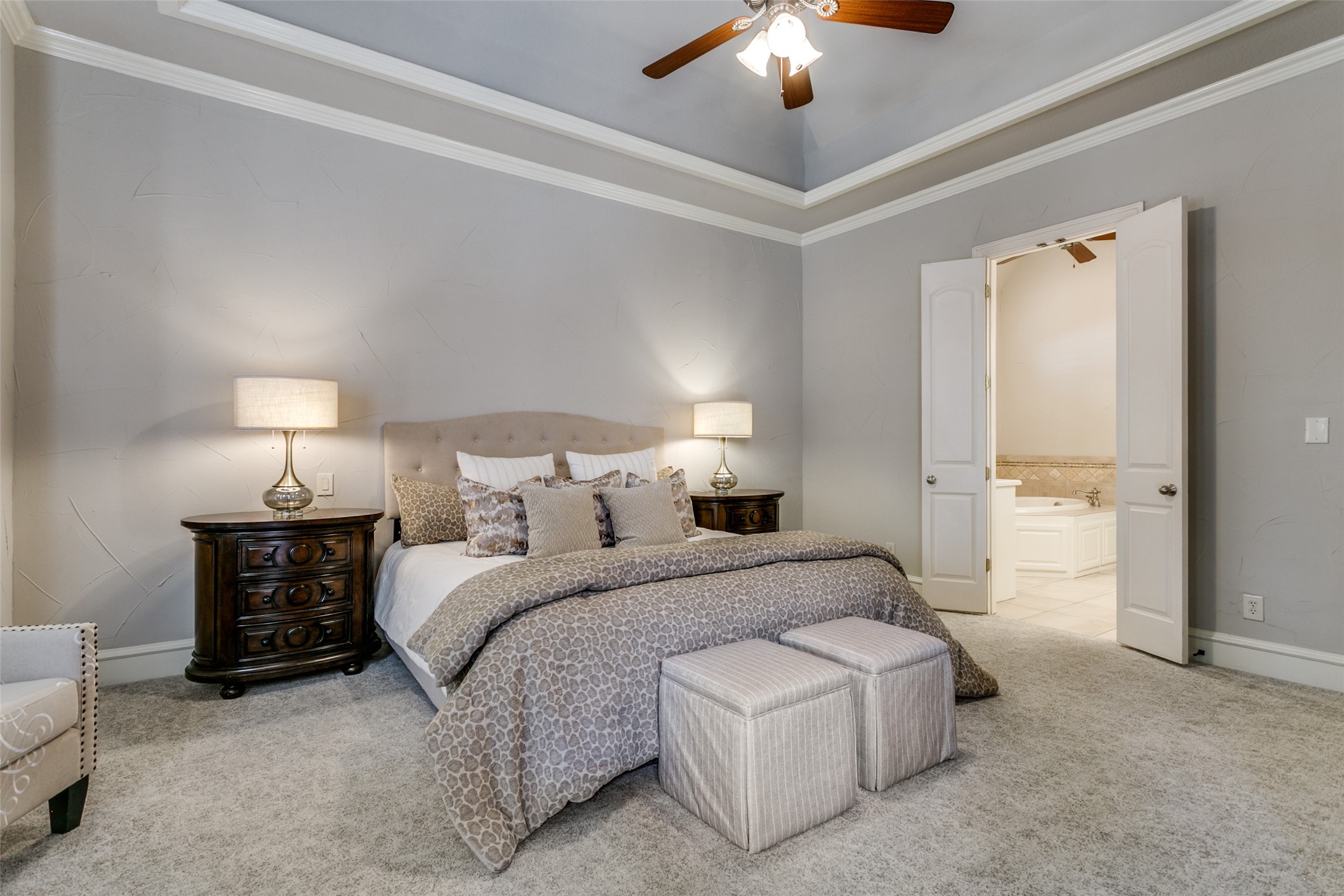 Grapevine, Texas, 76092, United States, 4 Bedrooms Bedrooms, ,3 BathroomsBathrooms,Residential,For Sale,1951115