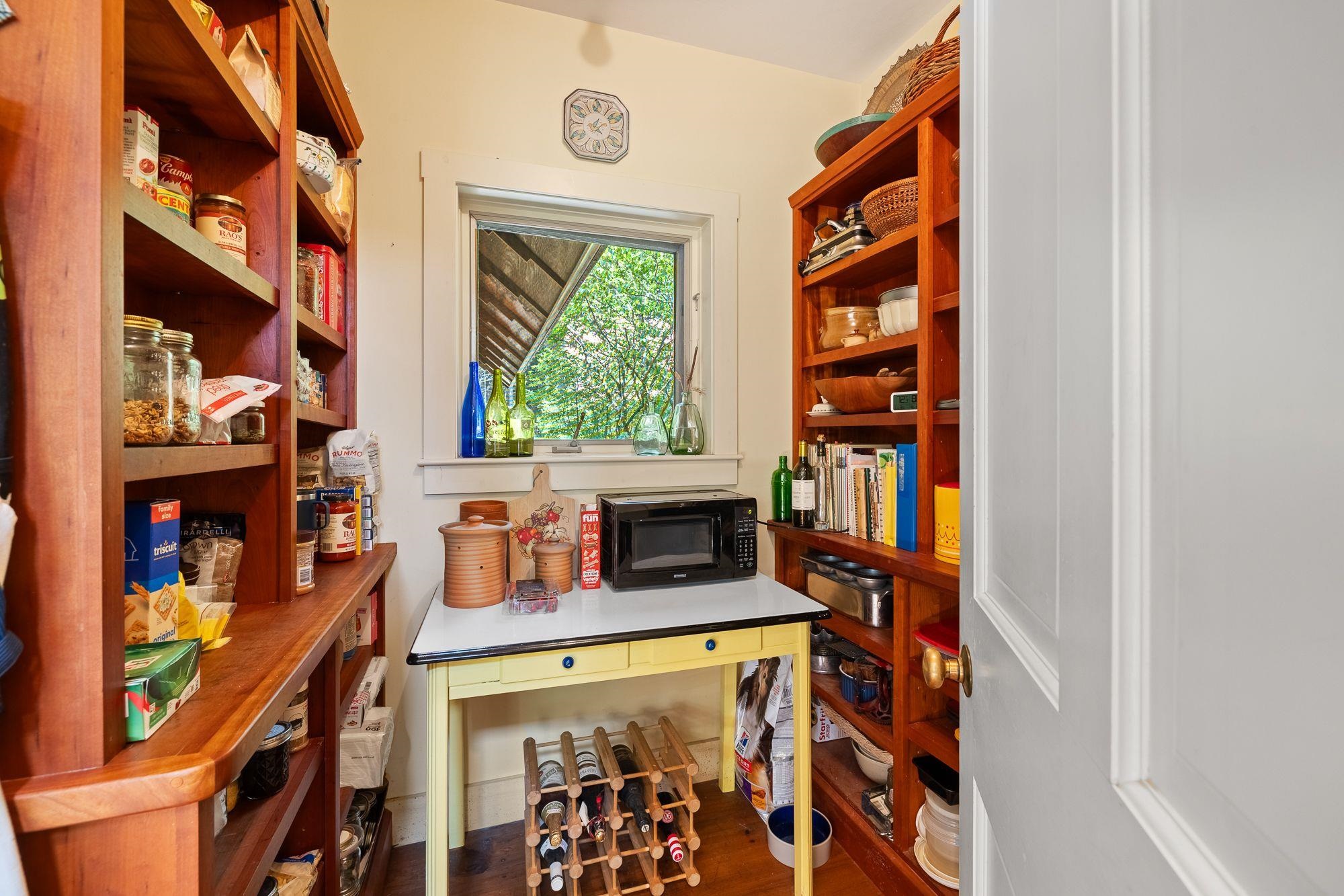 Orford, New Hampshire, 03777, United States, 3 Bedrooms Bedrooms, ,3 BathroomsBathrooms,Residential,For Sale,1908453