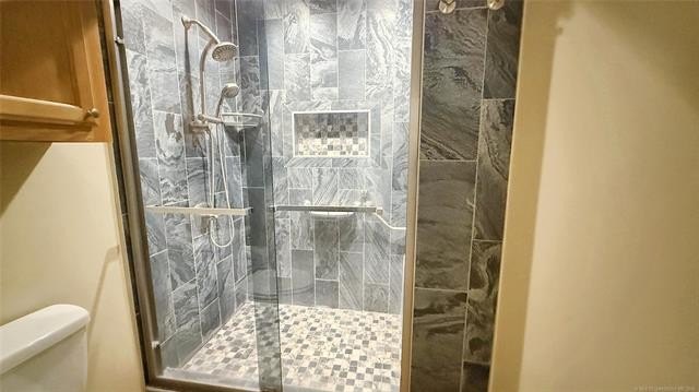 Tahlequah, Oklahoma, 74464, United States, 3 Bedrooms Bedrooms, ,2 BathroomsBathrooms,Residential,For Sale,2005711