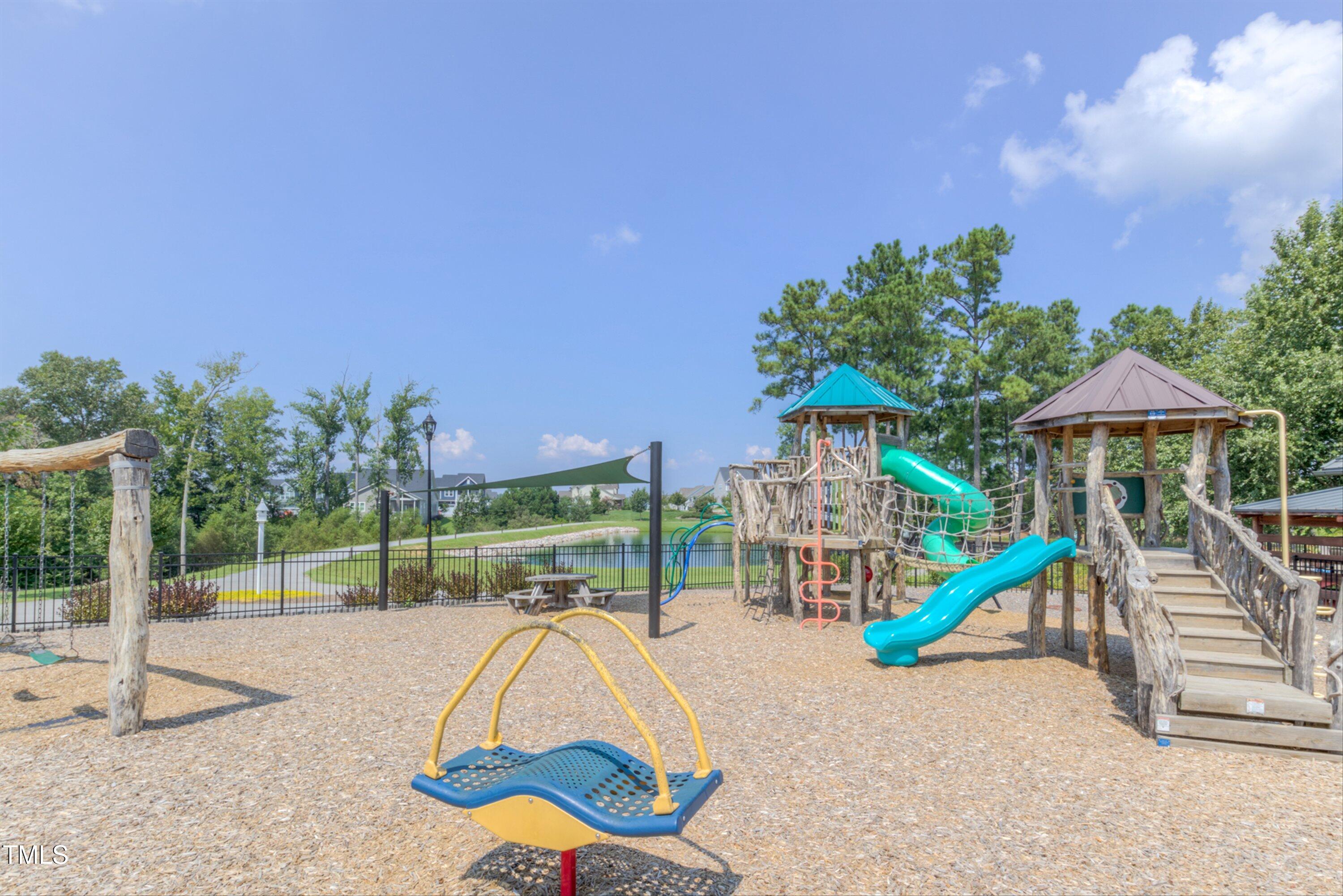 Wendell, North Carolina, 27591, United States, 5 Bedrooms Bedrooms, ,3 BathroomsBathrooms,Residential,For Sale,1838097