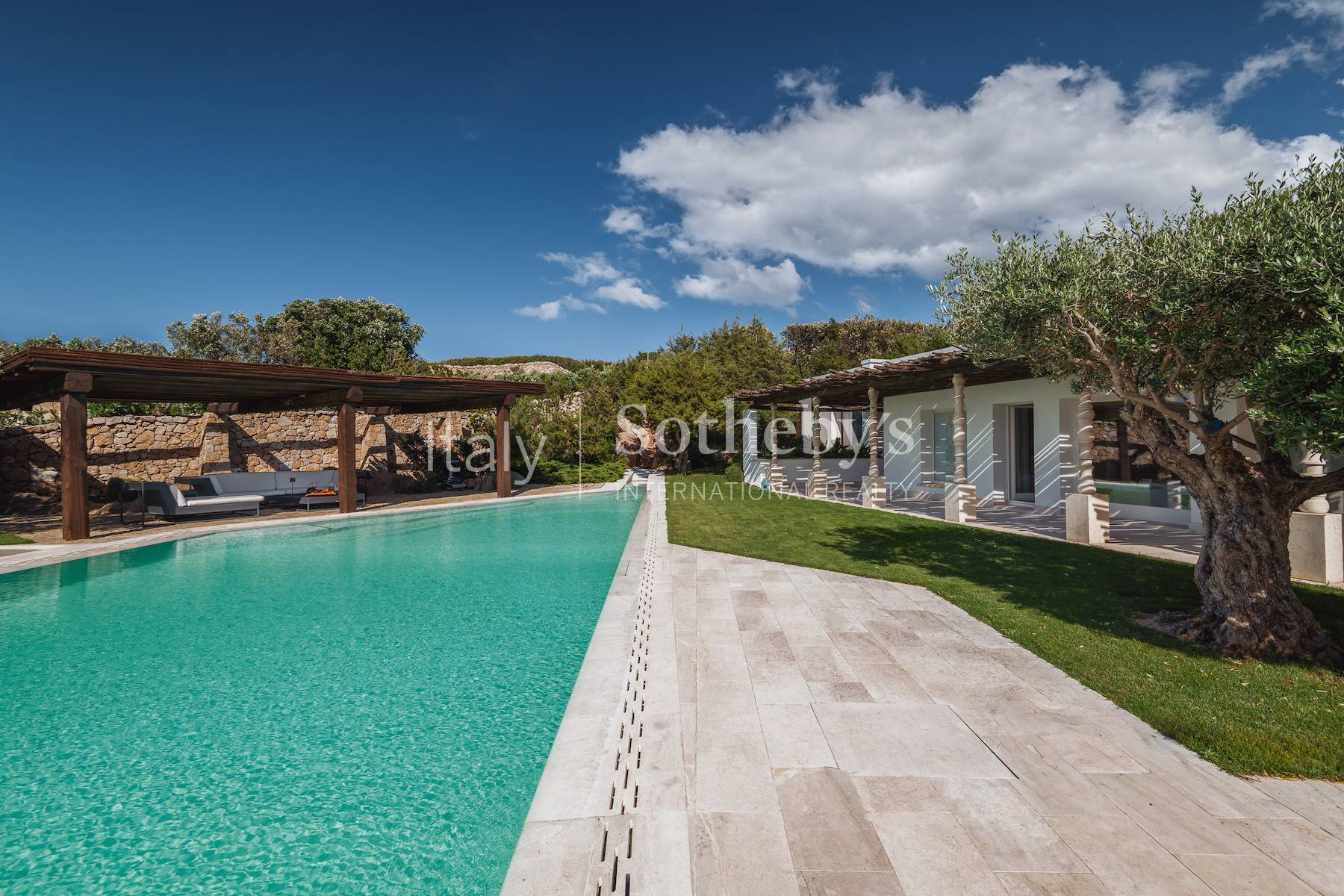  Contemporary Mediterranean Sea Villa - 物件實景
