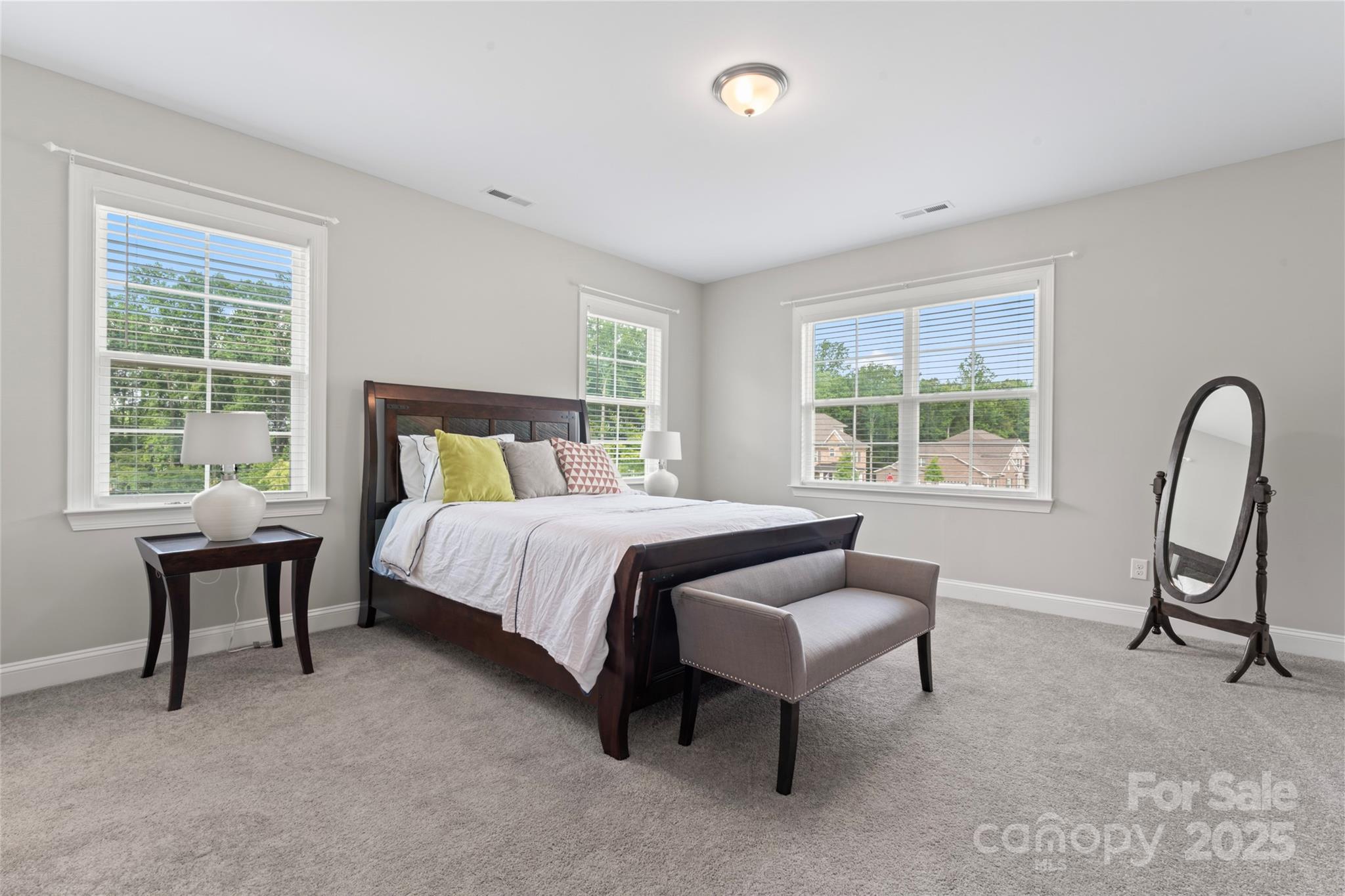 Fort Mill, South Carolina, 29707, United States, 5 Bedrooms Bedrooms, ,6 BathroomsBathrooms,Residential,For Sale,1982874