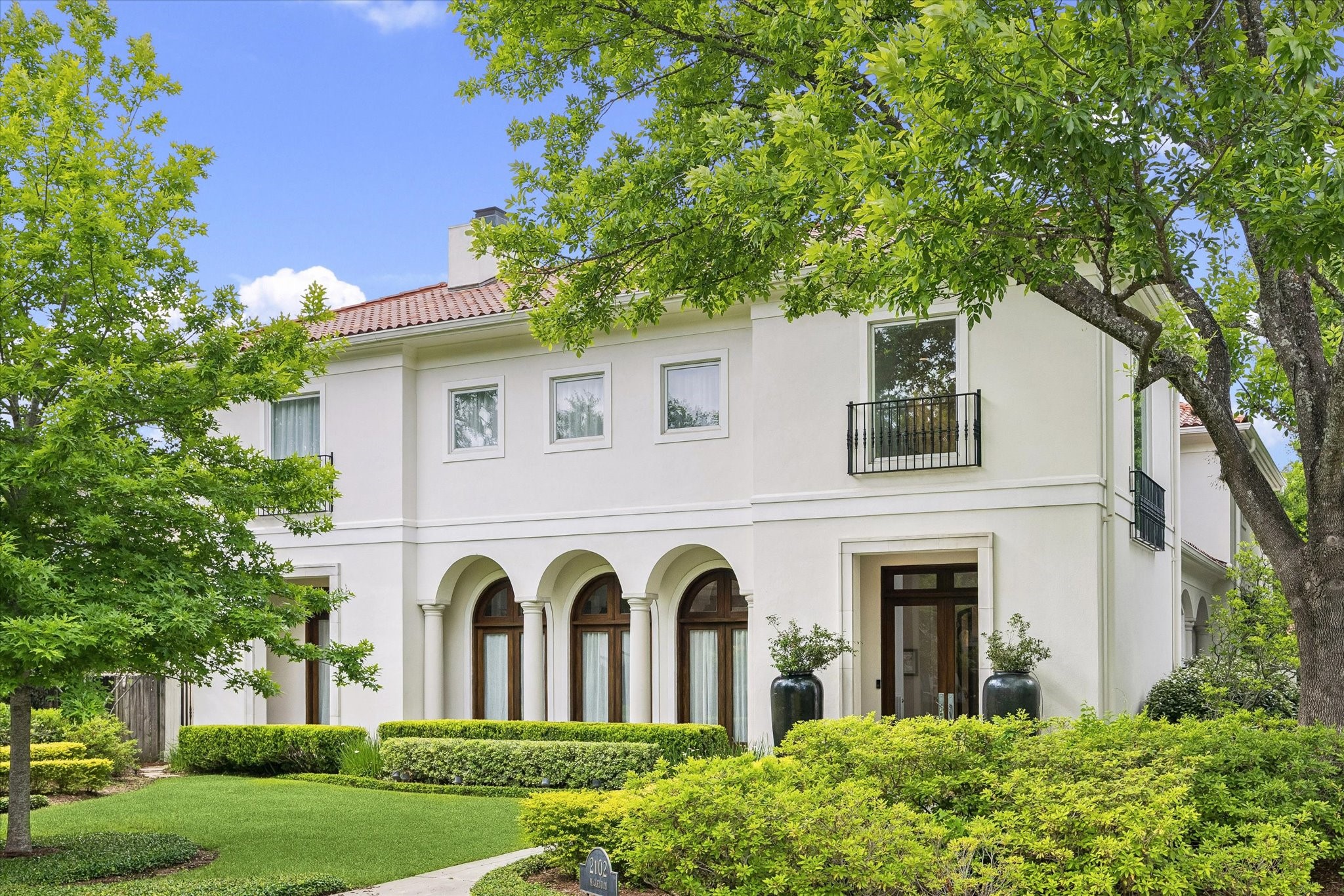  2102 Mcclendon Street - 物件實景