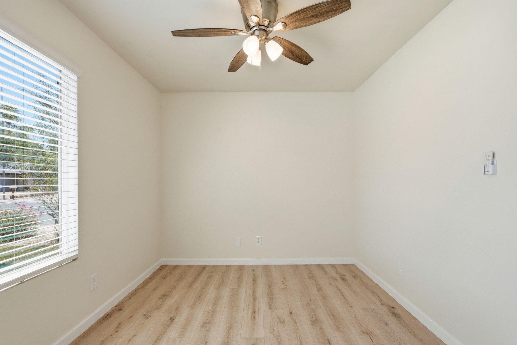  612 W Farmdale Avenue¦Mesa, AZ - 物件實景