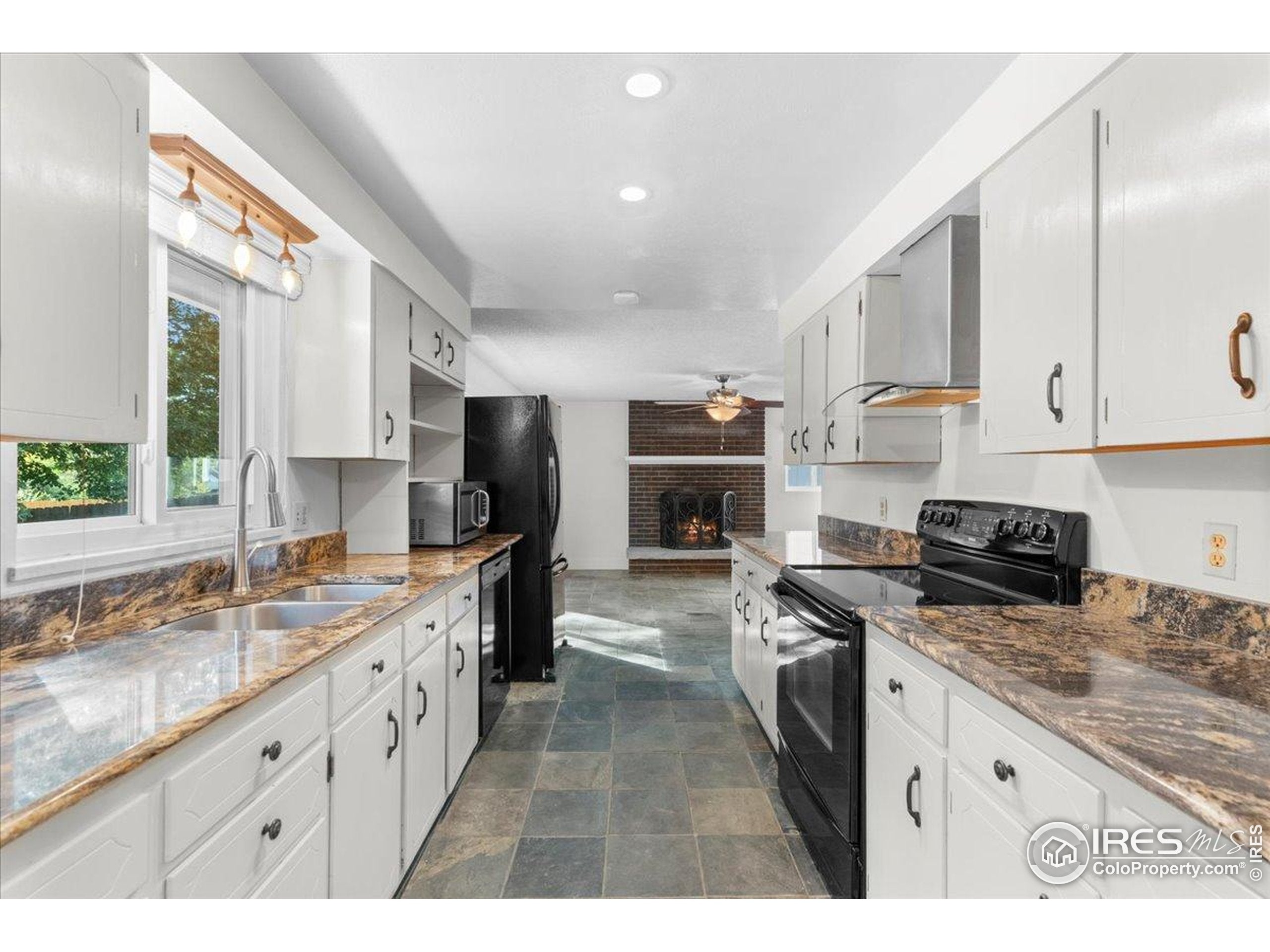 Loveland, Colorado, 80538, United States, 5 Bedrooms Bedrooms, ,1 BathroomBathrooms,Residential,For Sale,1988384