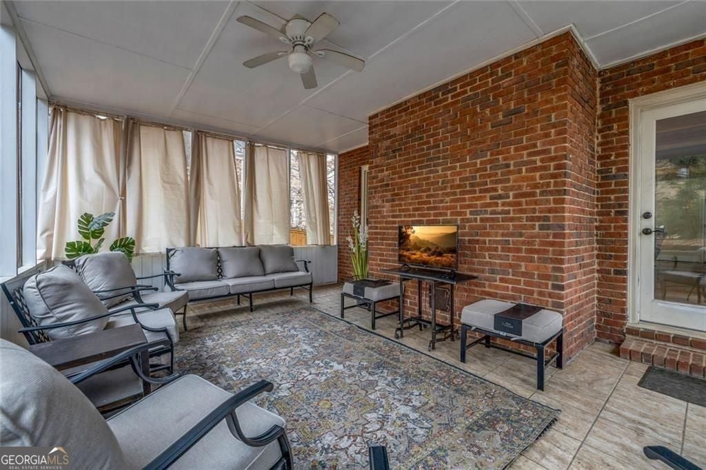 Stone Mountain, Georgia, 30087, United States, 6 Bedrooms Bedrooms, ,5 BathroomsBathrooms,Residential,For Sale,2021224