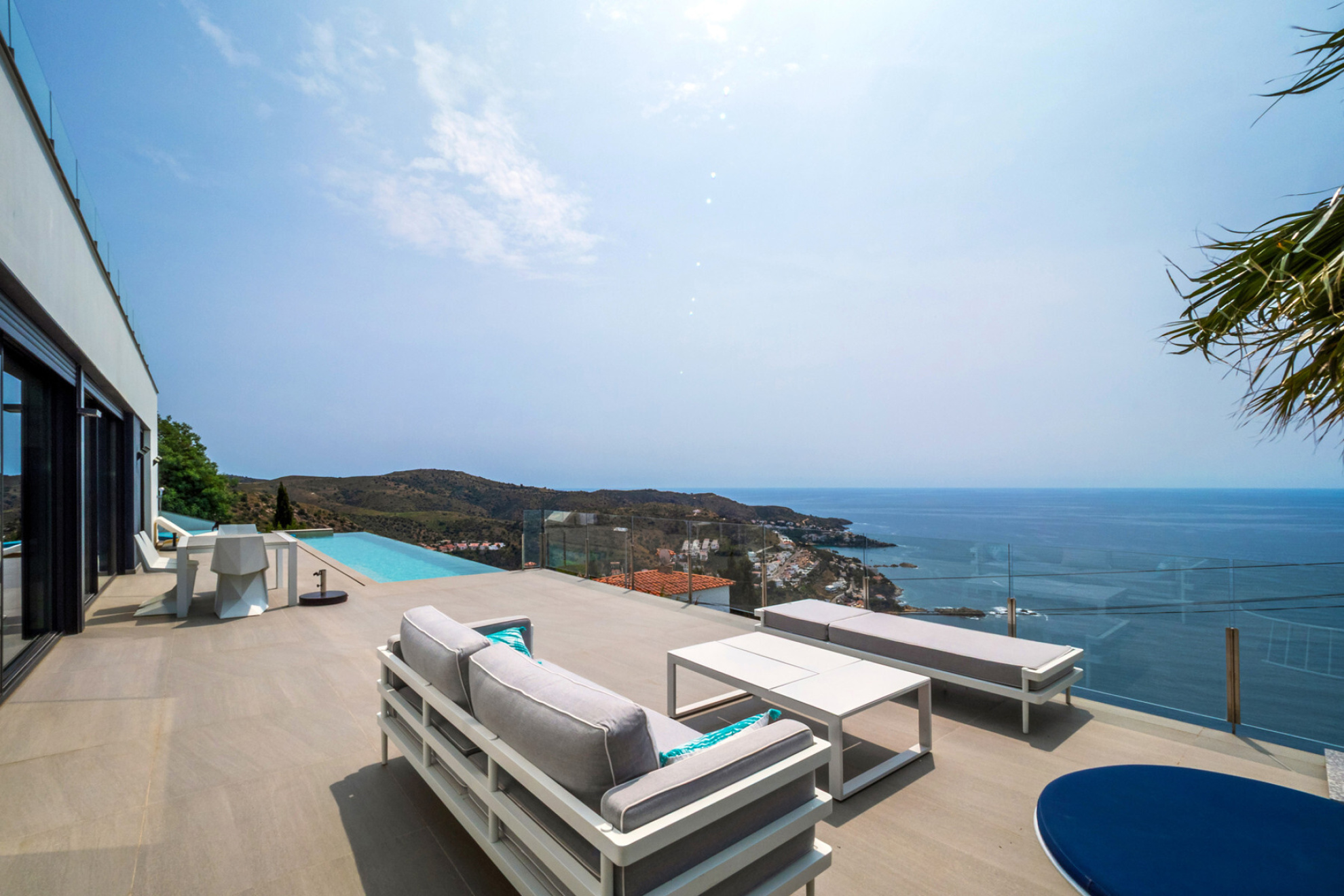  Exclusive modern villa with stunning views of the bay of Roses - 物件實景